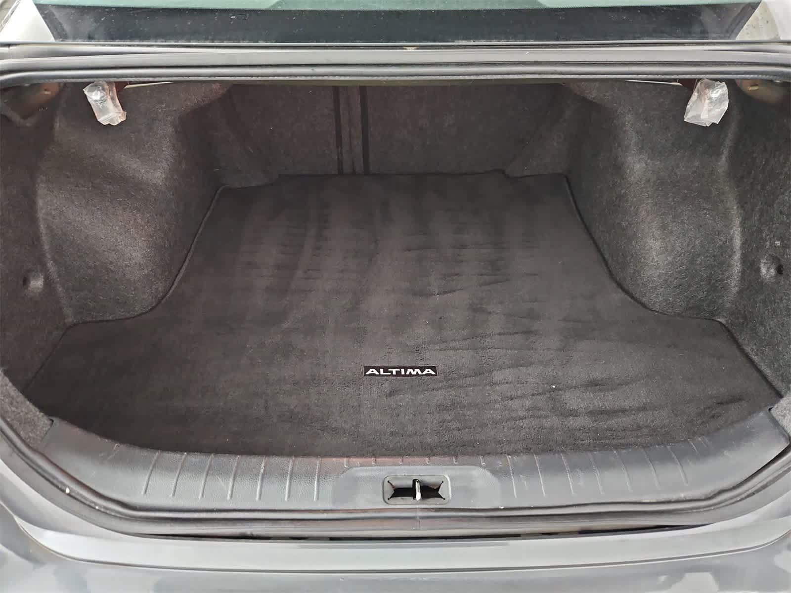 Thumbnail: 2022 Nissan Altima - 34