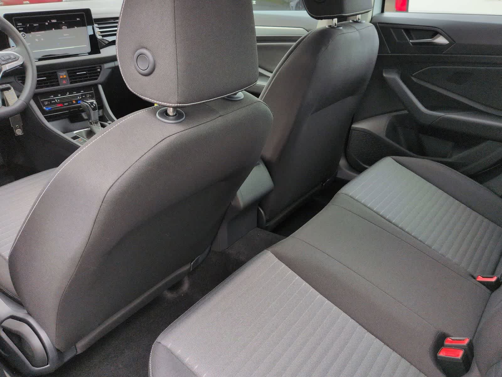 Thumbnail: 2026 Volkswagen Jetta - 18