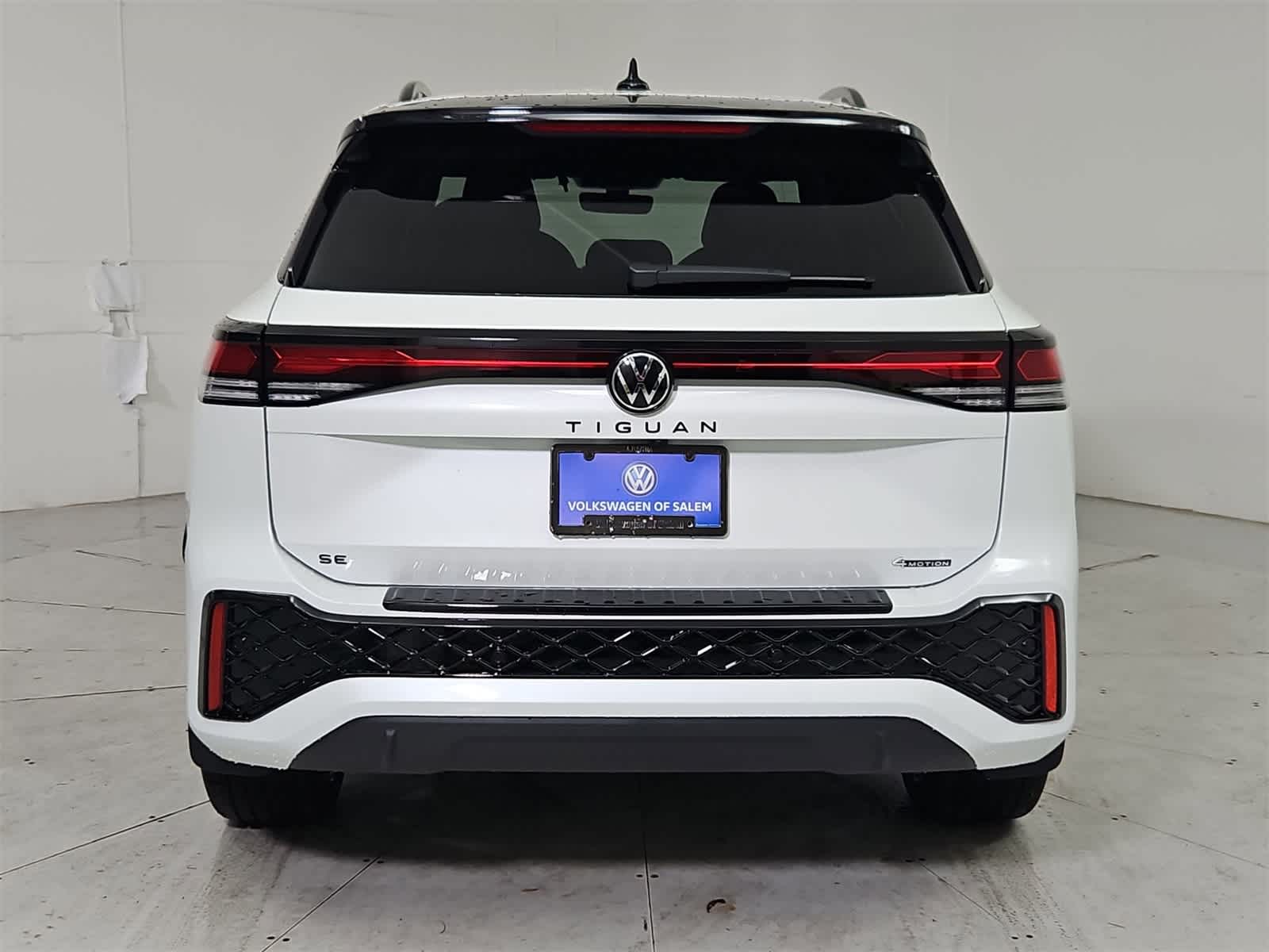 Thumbnail: 2025 Volkswagen Tiguan - 5