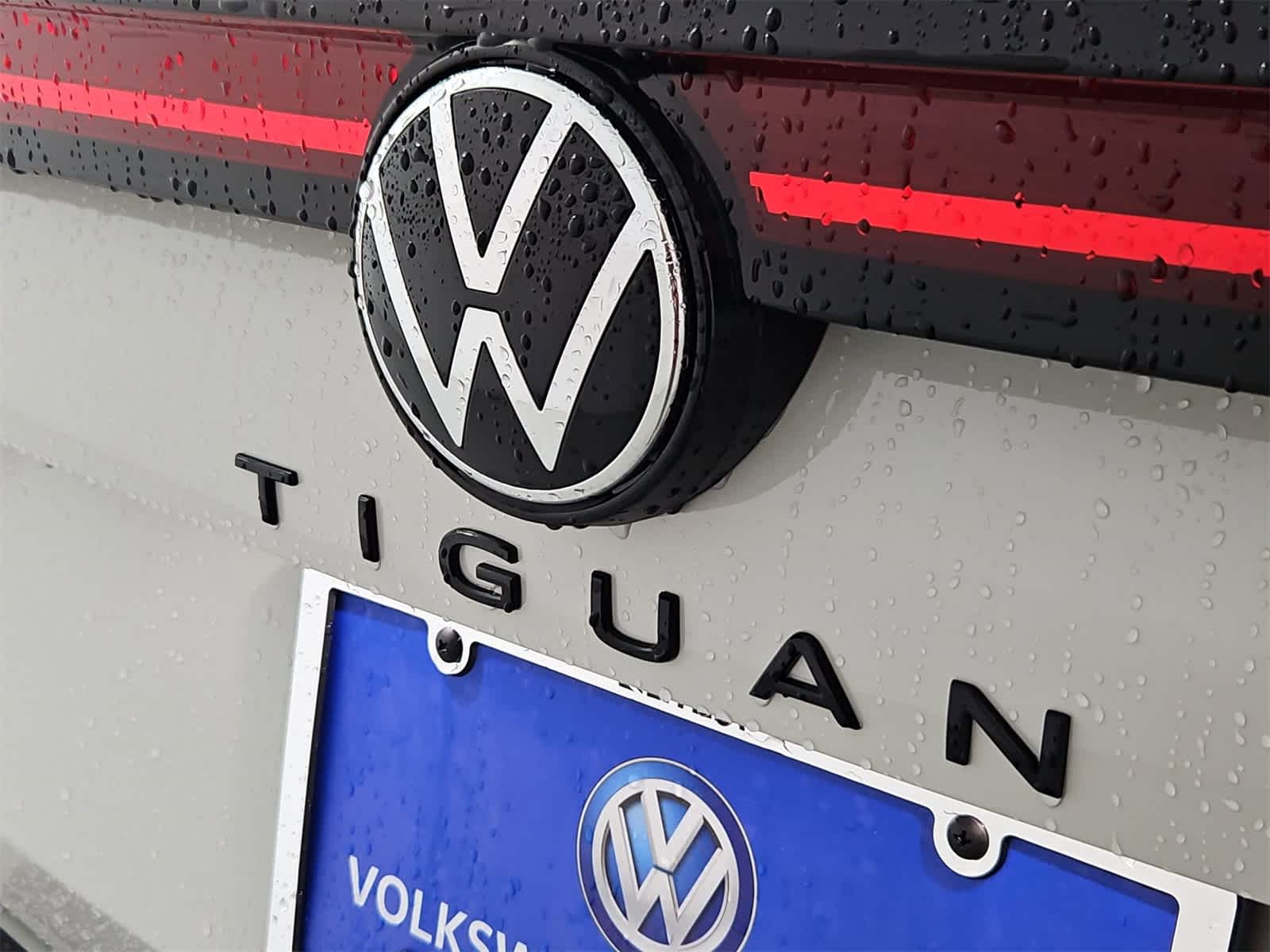 Thumbnail: 2026 Volkswagen Tiguan - 12