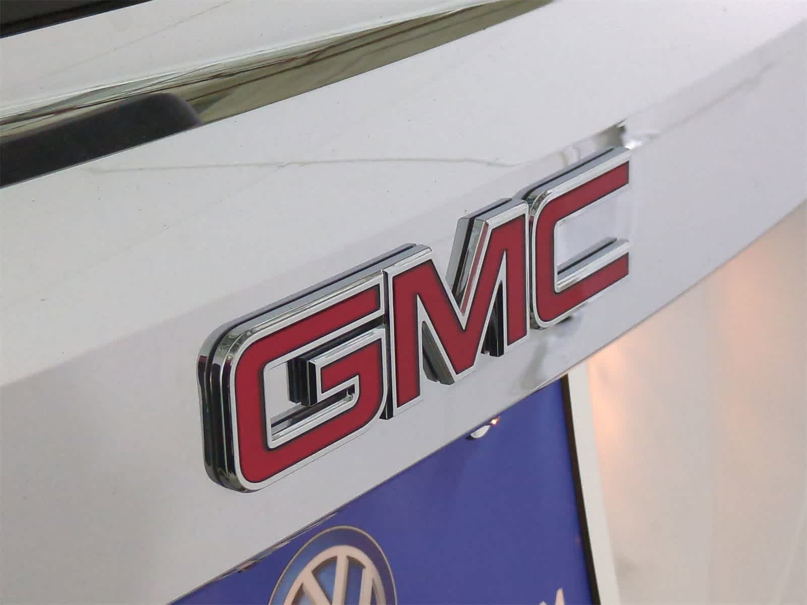 Thumbnail: 2015 GMC Terrain - 11