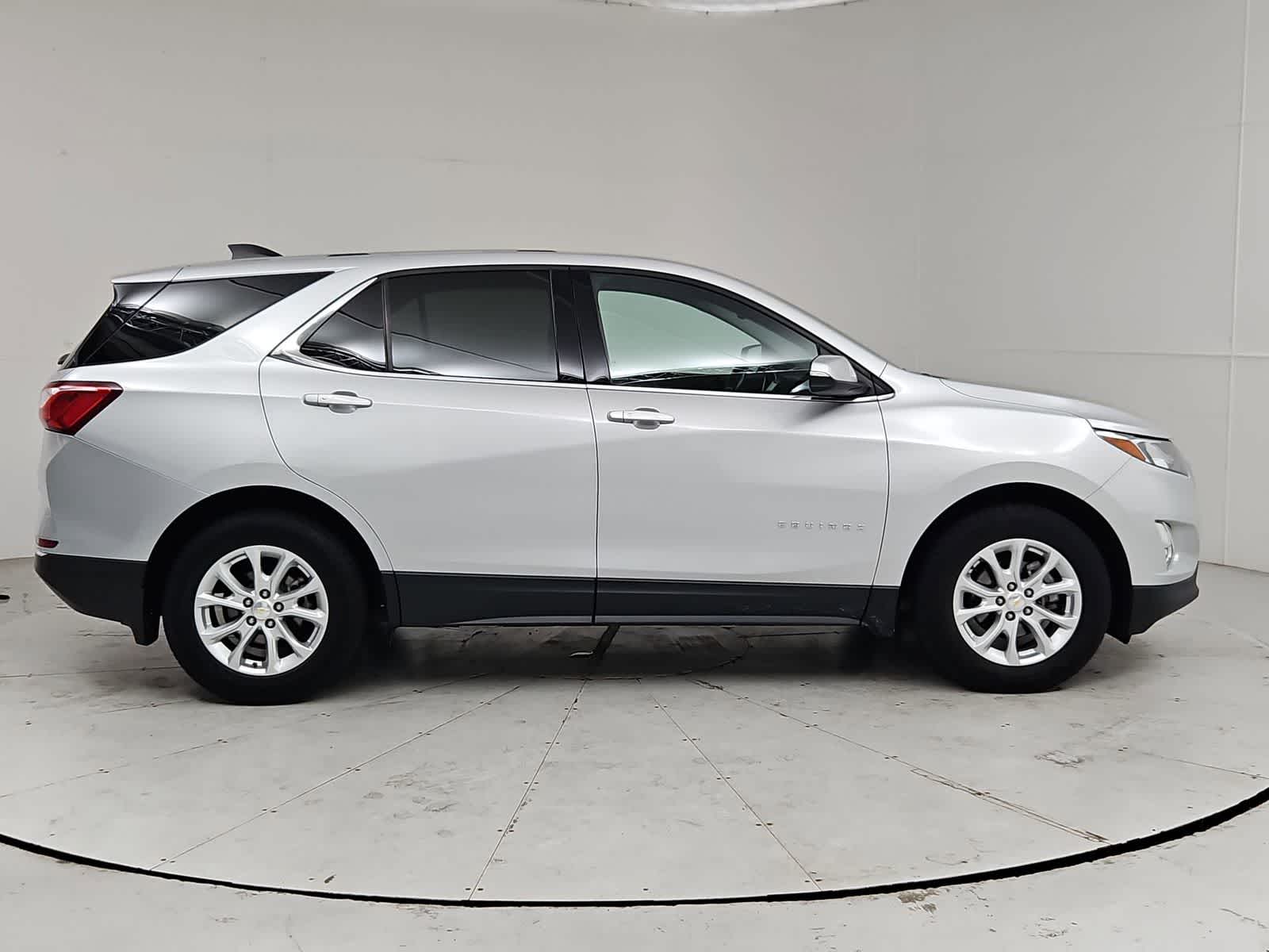Thumbnail: 2018 Chevrolet Equinox - 6