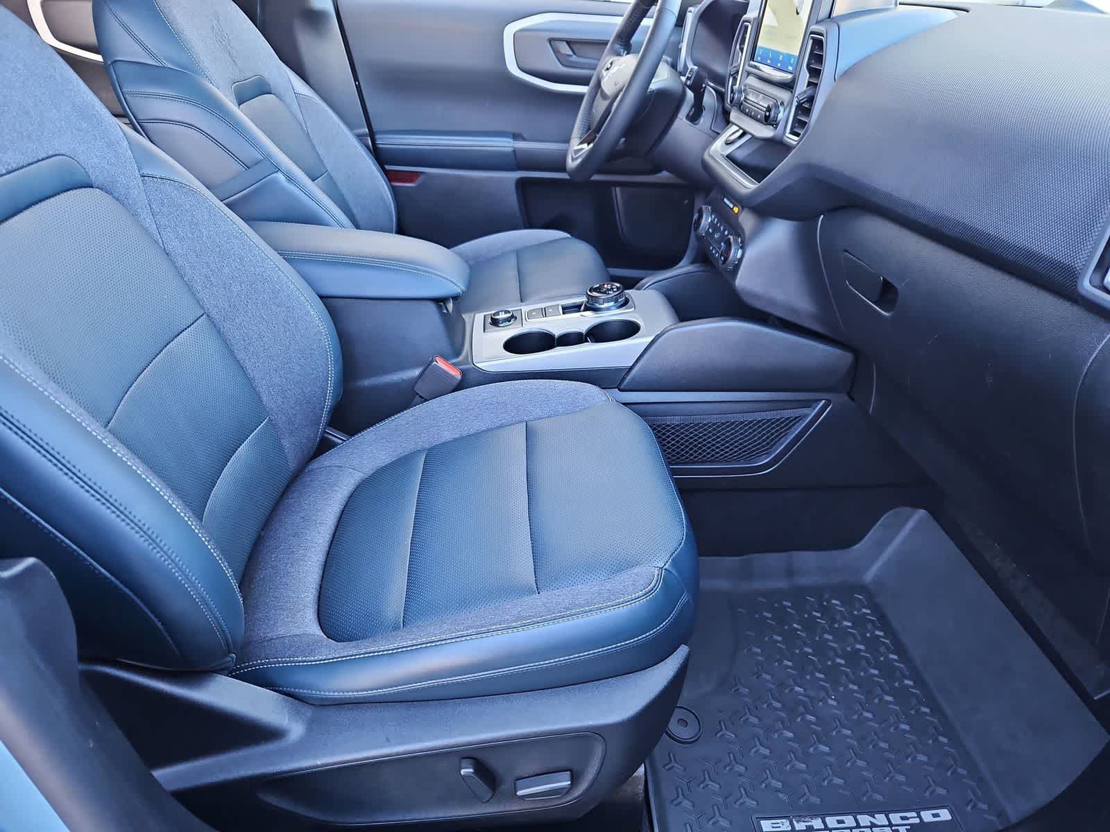 Thumbnail: 2021 Ford Bronco Sport - 21