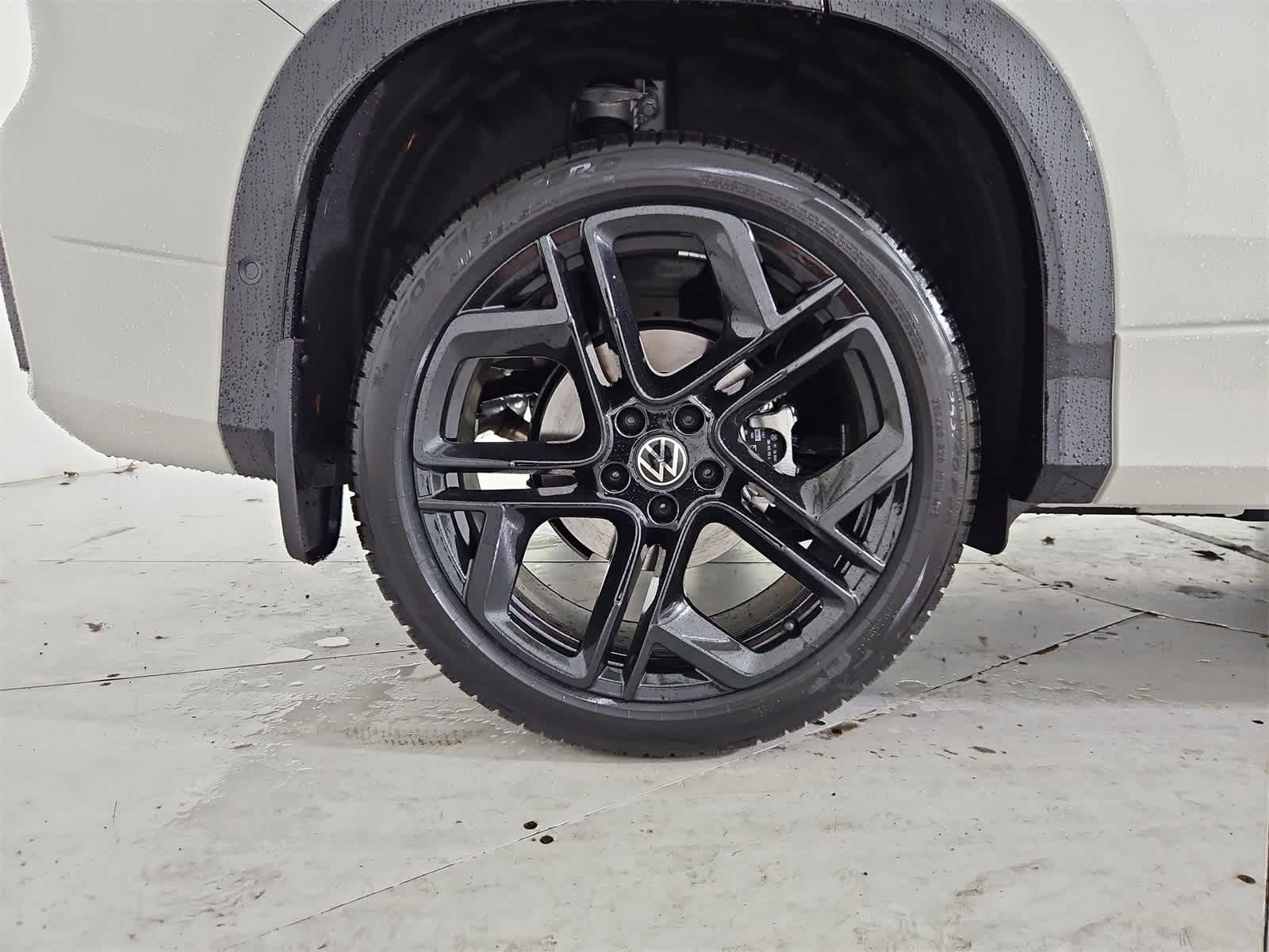 Thumbnail: 2026 Volkswagen Tiguan - 13