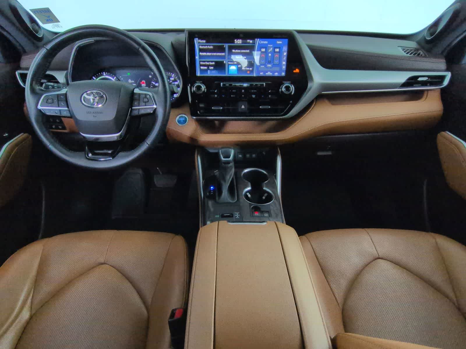 Thumbnail: 2021 Toyota Highlander - 15