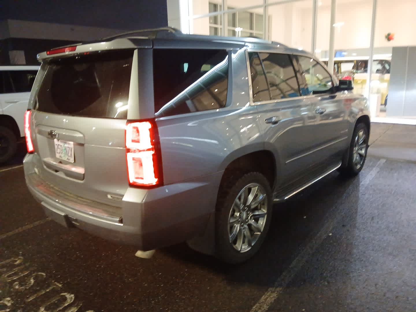 Thumbnail: 2018 Chevrolet Tahoe - 8