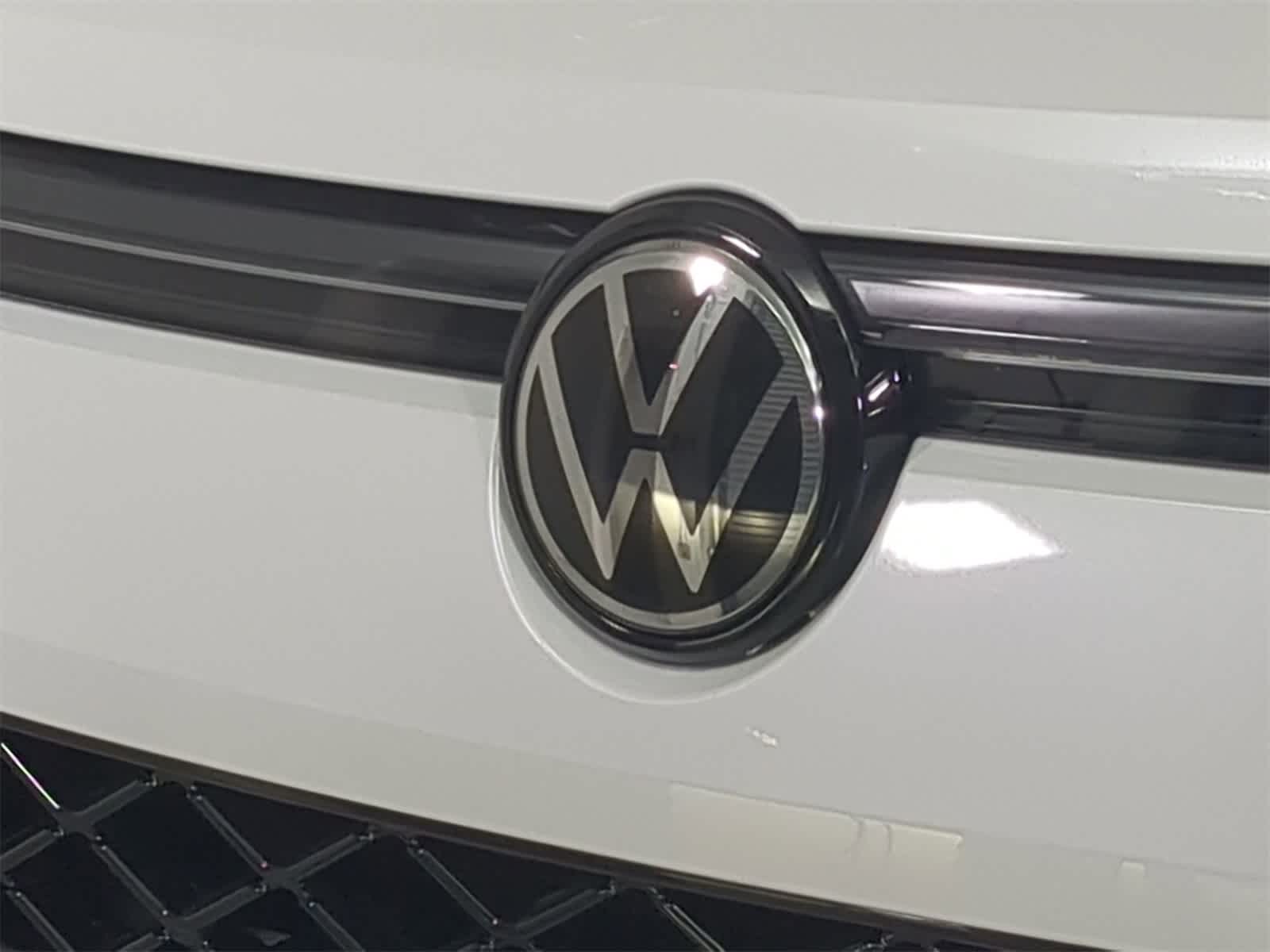 Thumbnail: 2025 Volkswagen Tiguan - 11