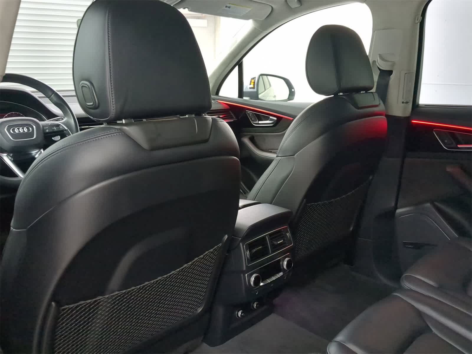 Thumbnail: 2018 Audi Q7 - 18