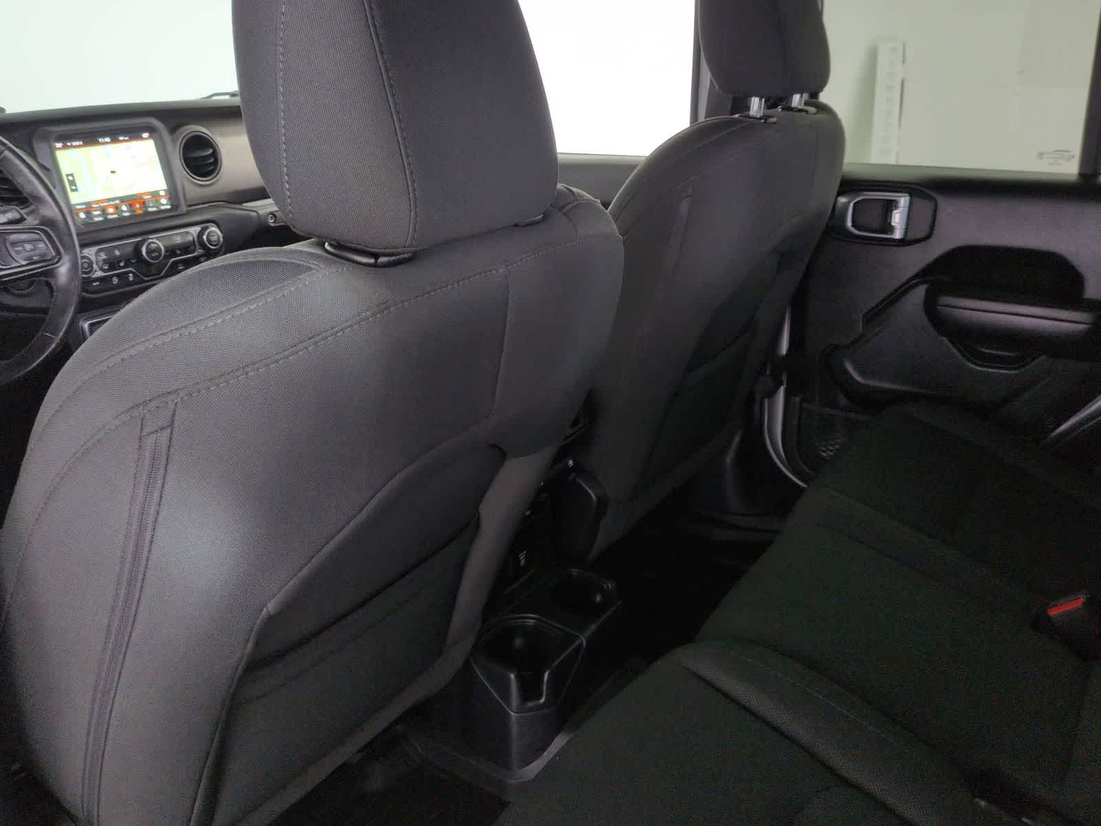 Thumbnail: 2021 Jeep Gladiator - 18