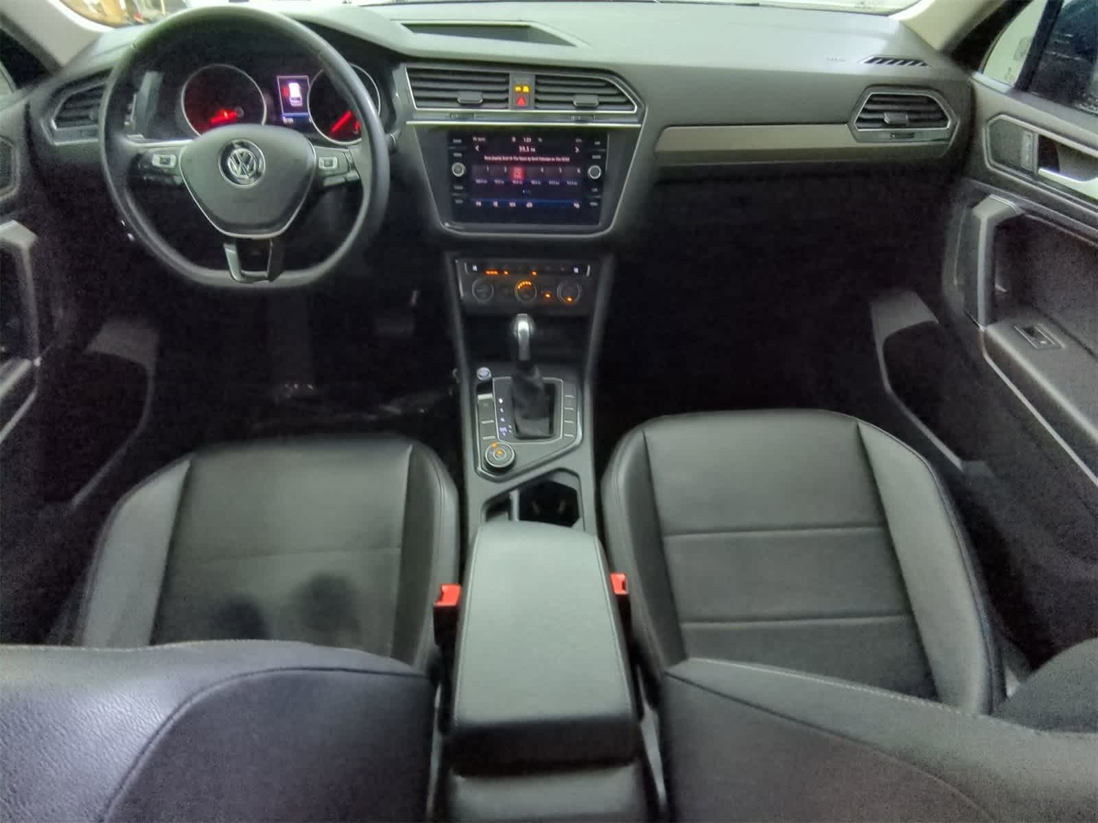 Thumbnail: 2020 Volkswagen Tiguan - 14