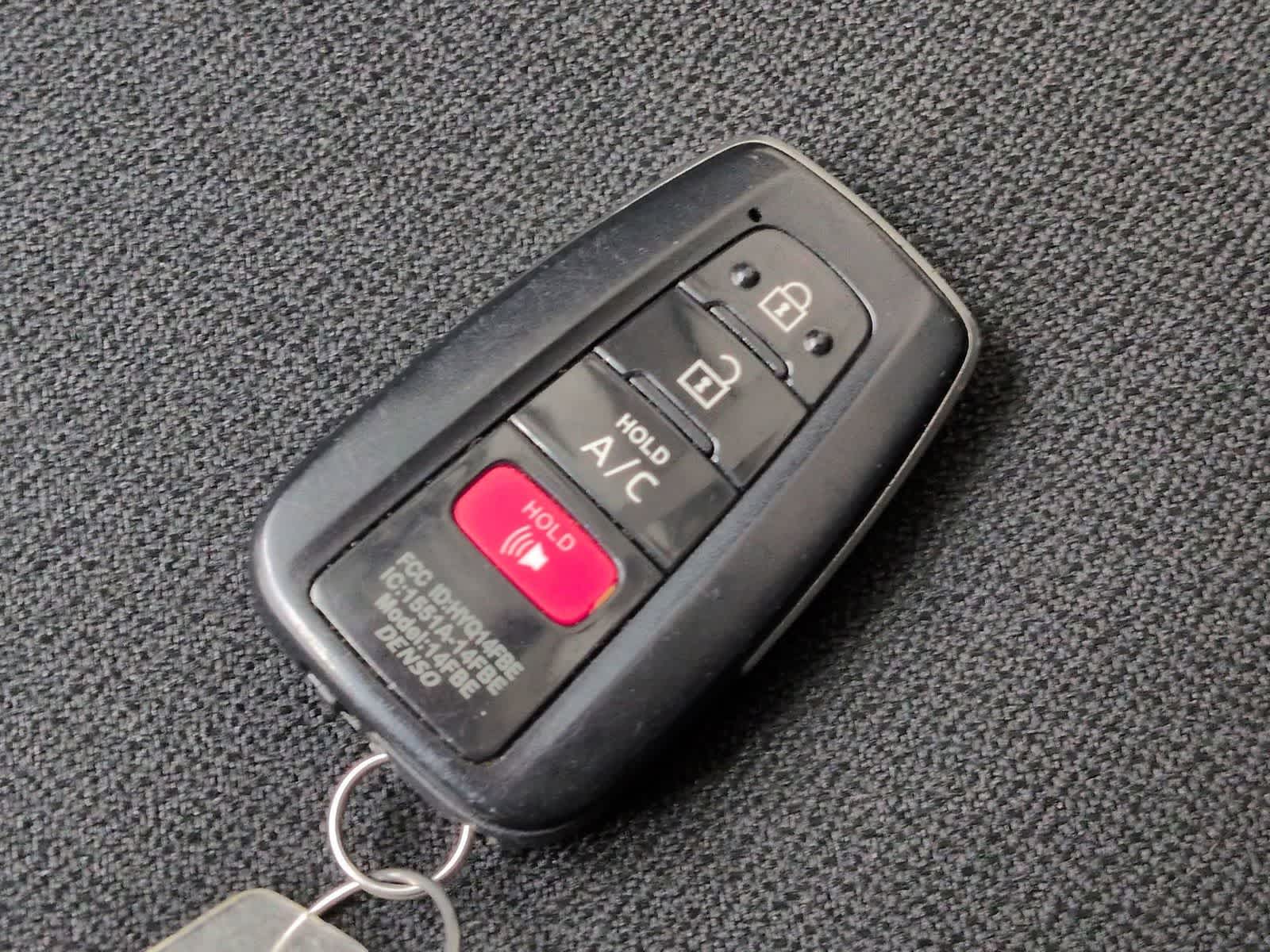 Thumbnail: 2019 Toyota Prius Prime - 35