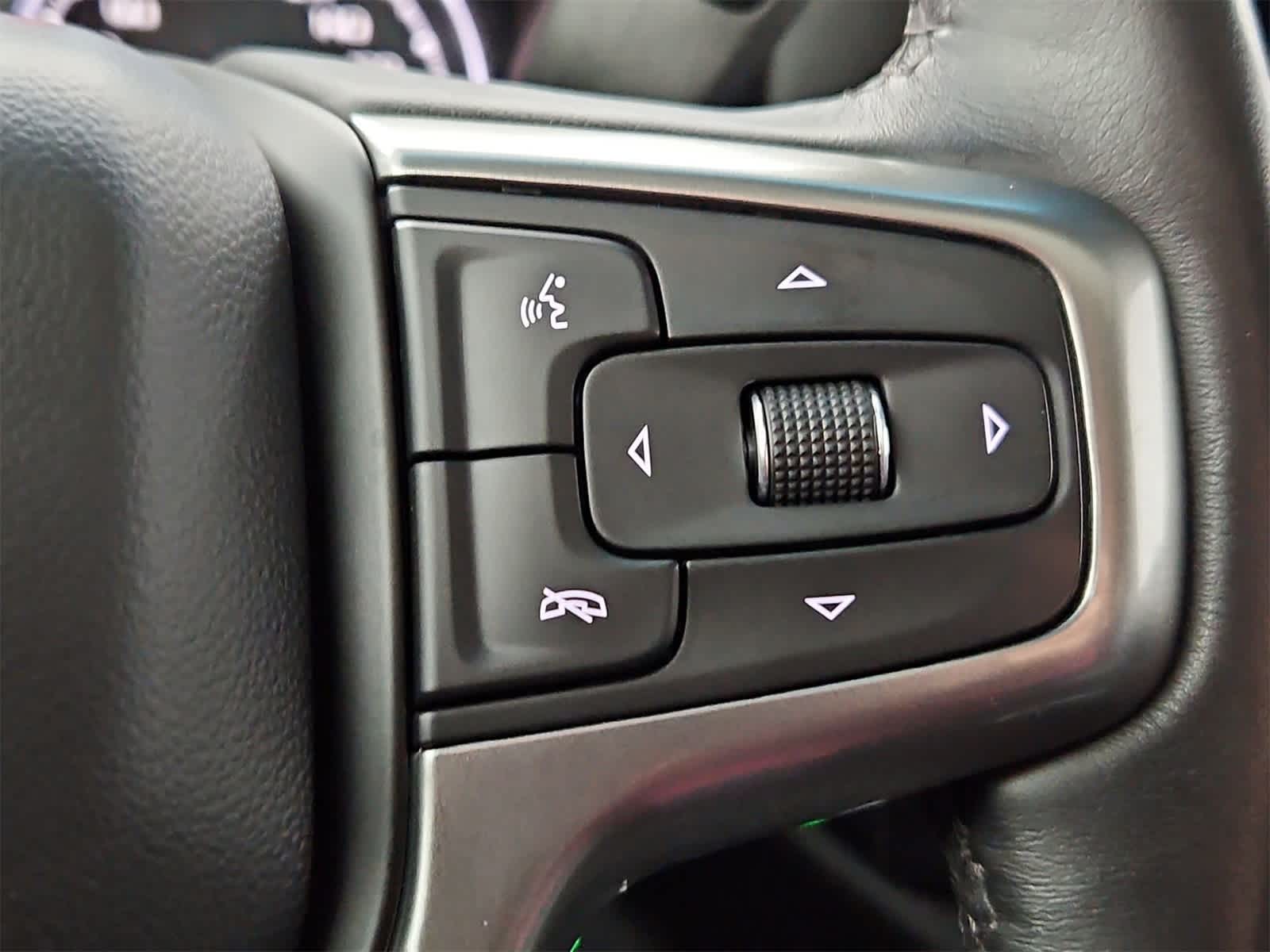 Thumbnail: 2021 Chevrolet Silverado 1500 - 26