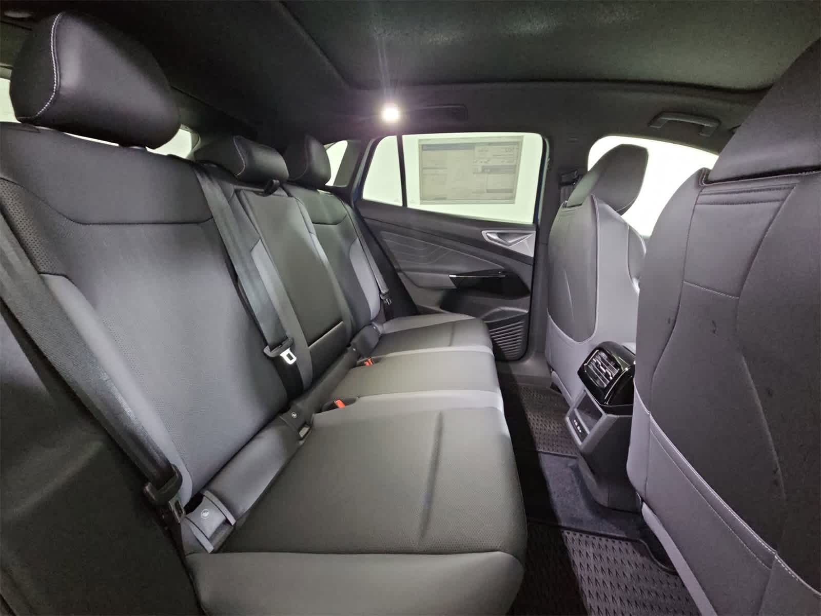 Thumbnail: 2025 Volkswagen ID.4 - 21