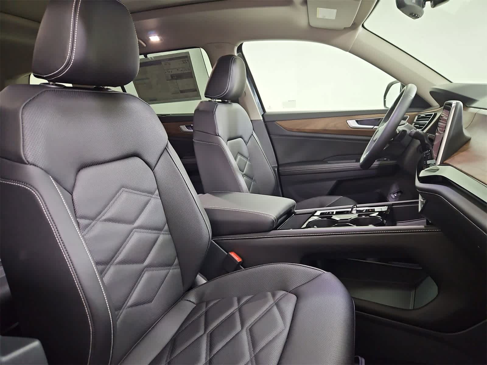 Thumbnail: 2026 Volkswagen Atlas - 23