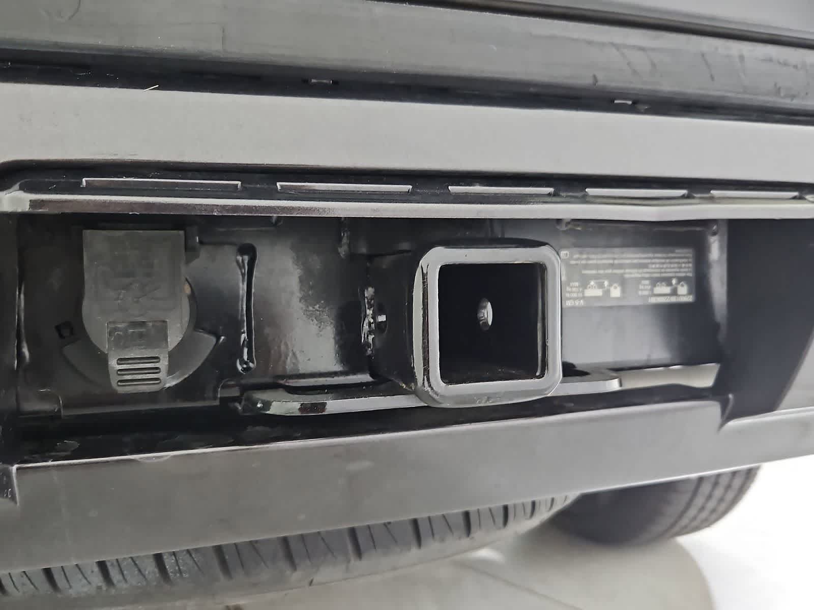 Thumbnail: 2017 Chevrolet Tahoe - 36