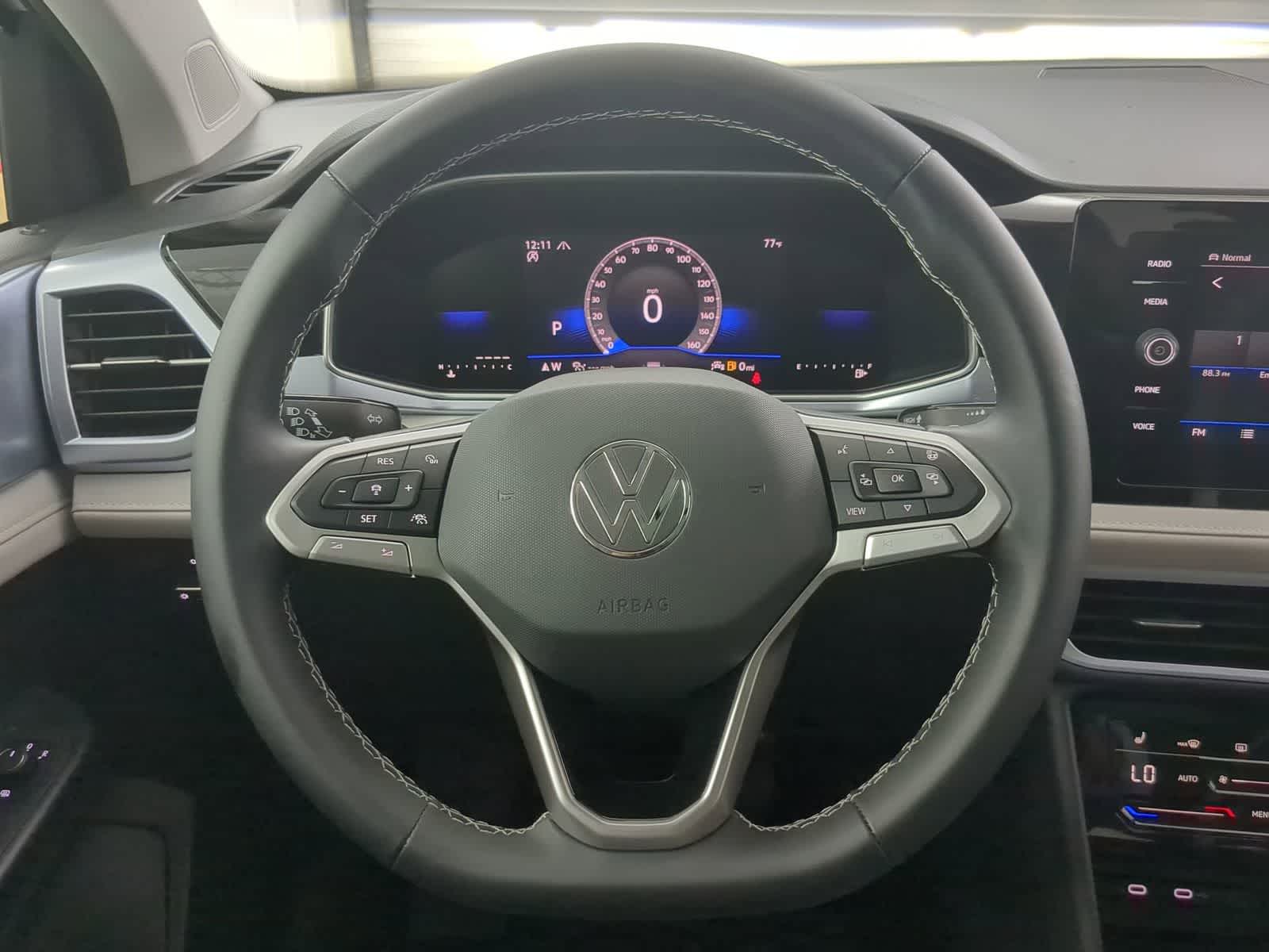 Thumbnail: 2025 Volkswagen Taos - 24