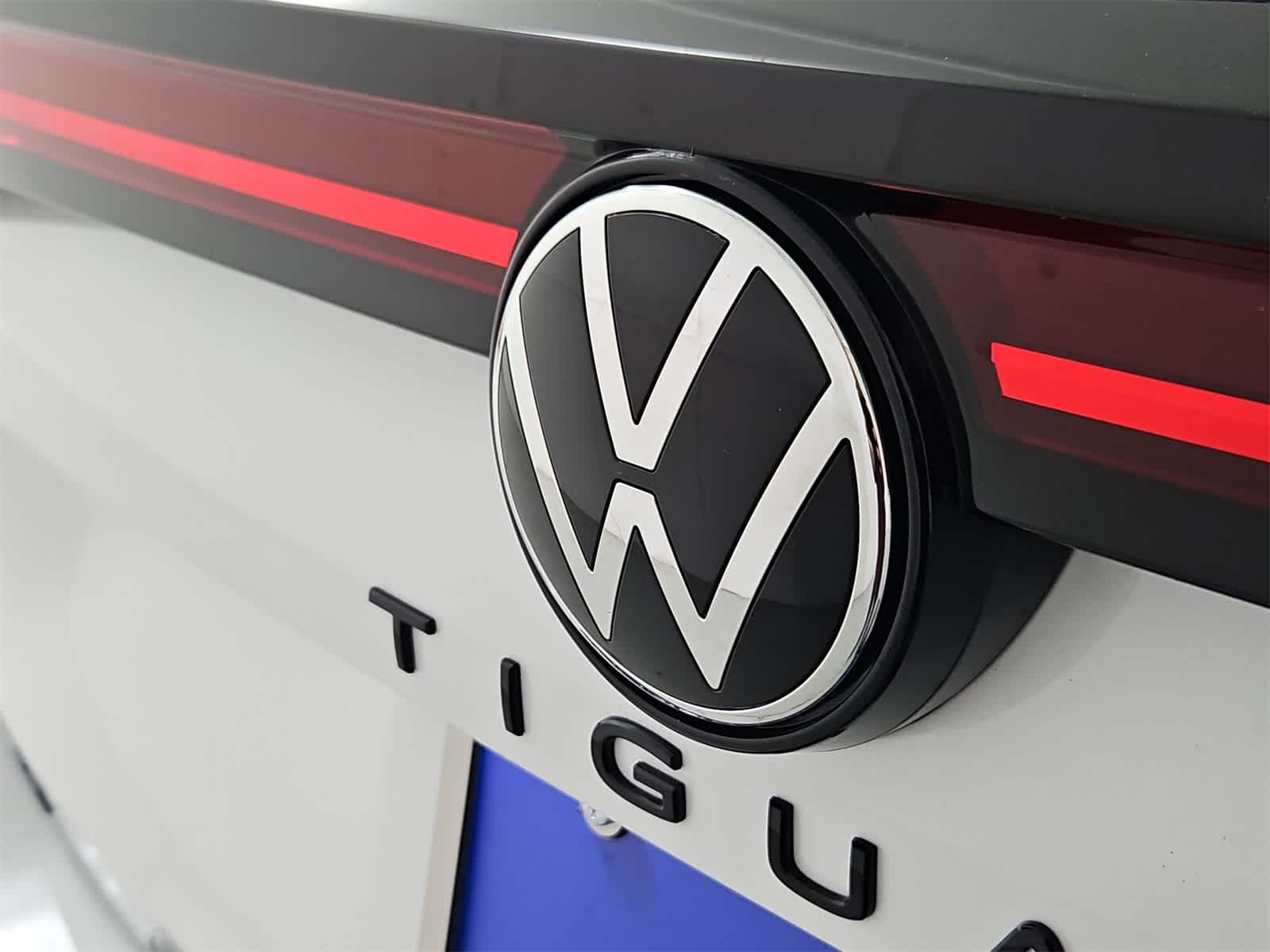 Thumbnail: 2025 Volkswagen Tiguan - 11