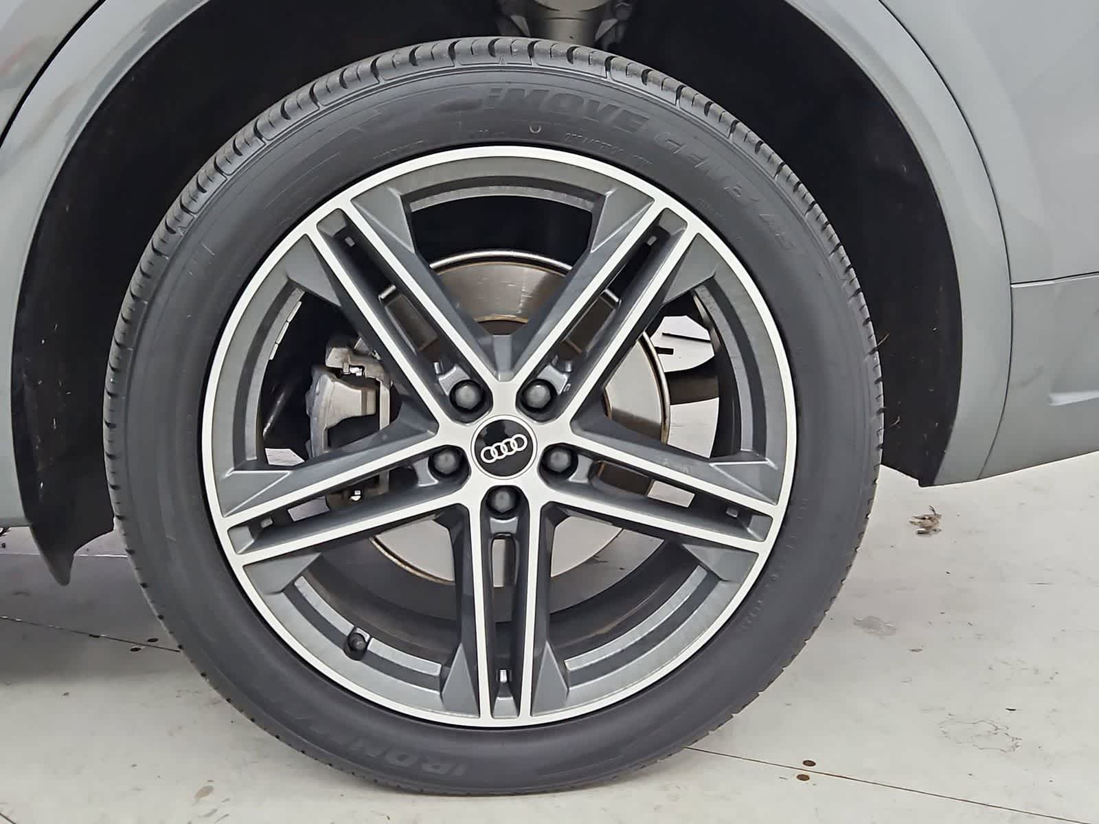 Thumbnail: 2021 Audi Q5 - 13