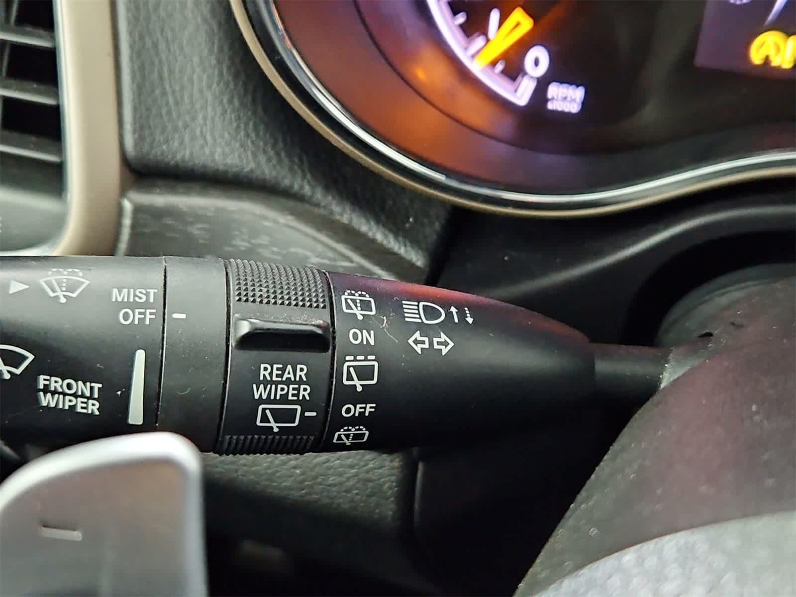 Thumbnail: 2017 Jeep Grand Cherokee - 26