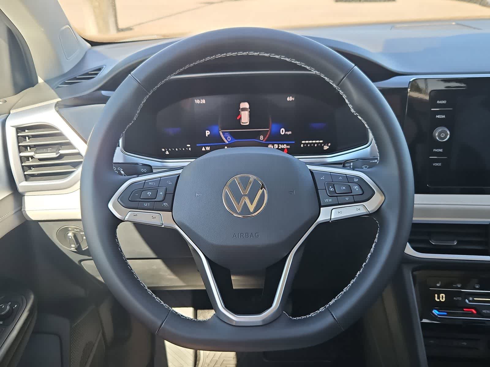 Thumbnail: 2026 Volkswagen Taos - 24