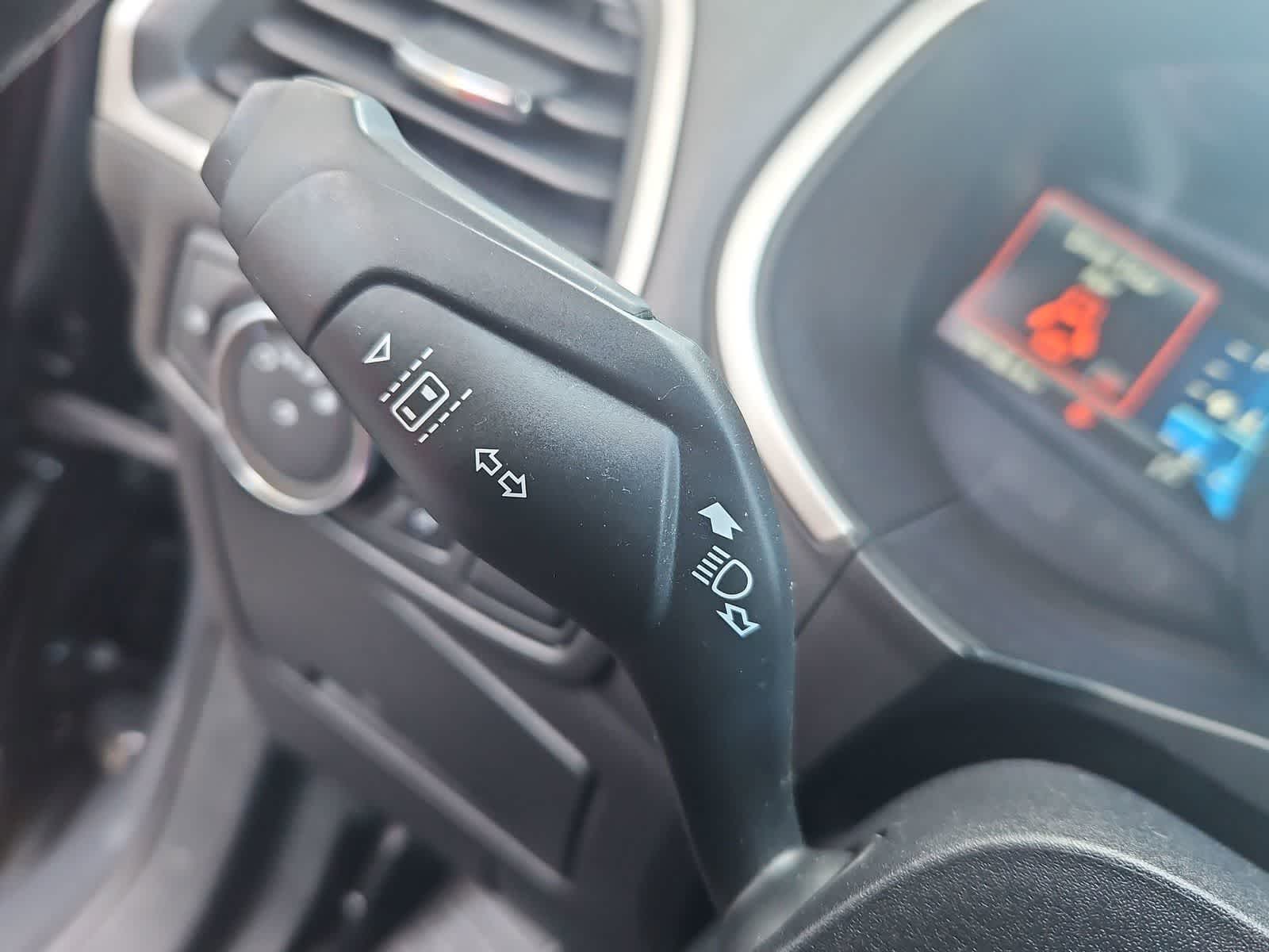 Thumbnail: 2021 Ford Edge - 26