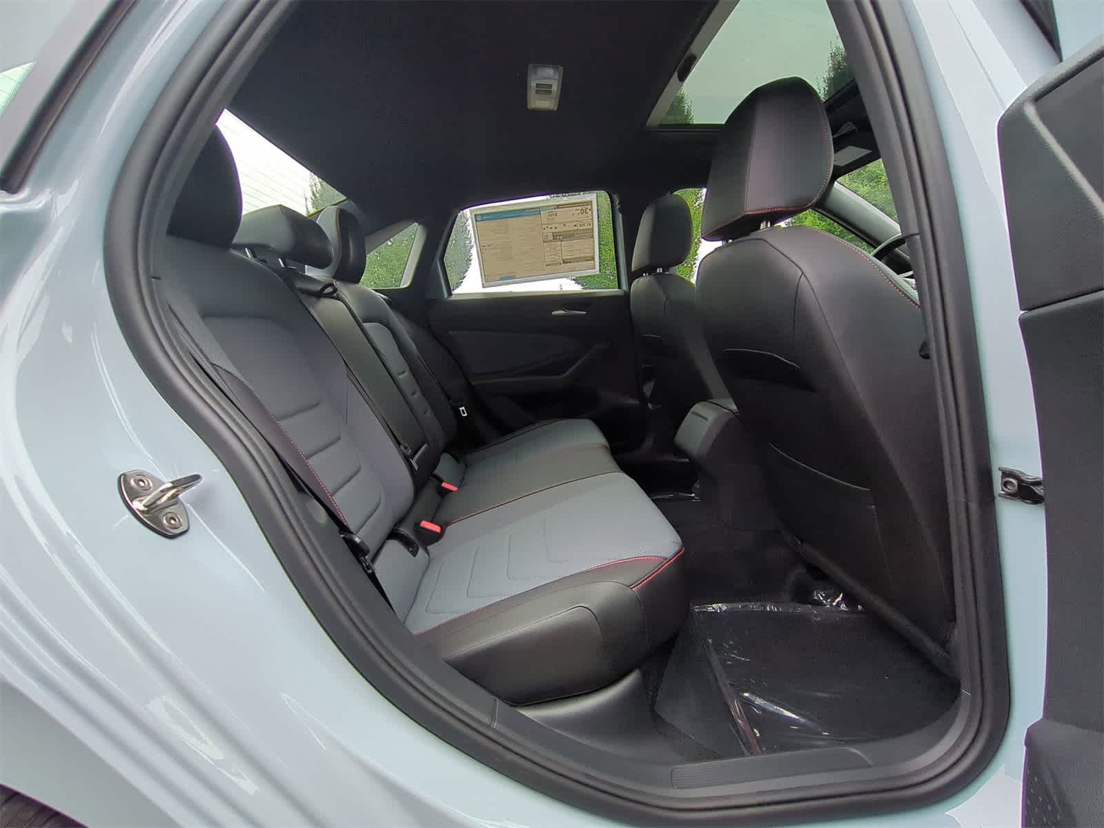 Thumbnail: 2025 Volkswagen Jetta - 21