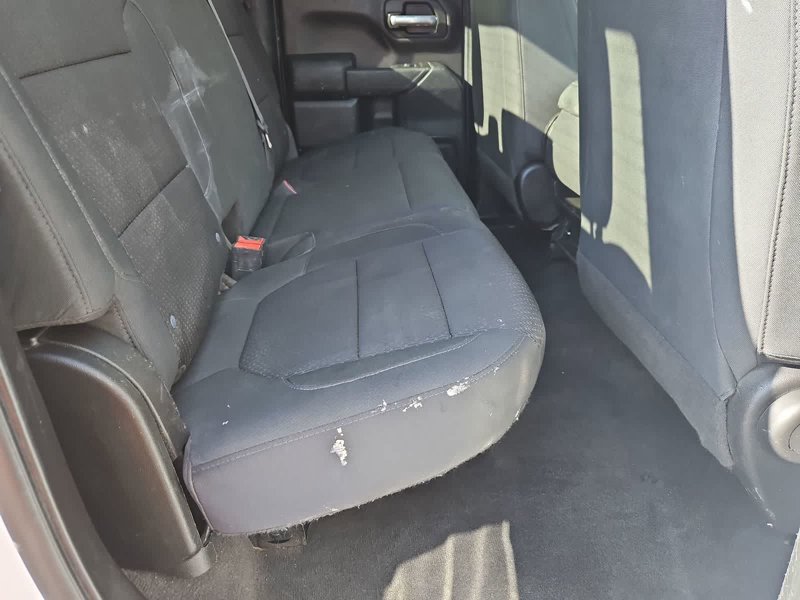 Thumbnail: 2020 Chevrolet Silverado 1500 - 19