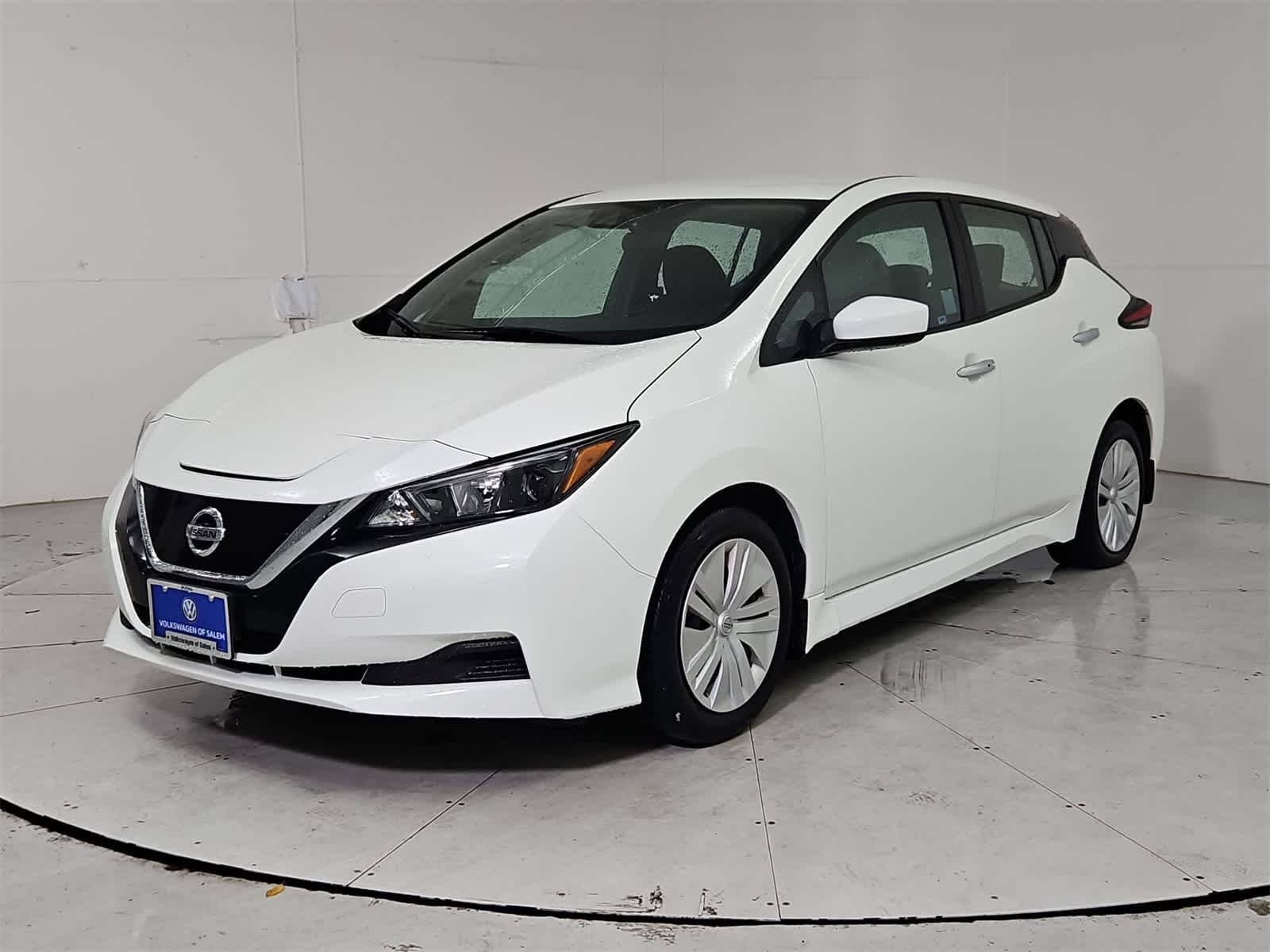 2022 Nissan LEAF S