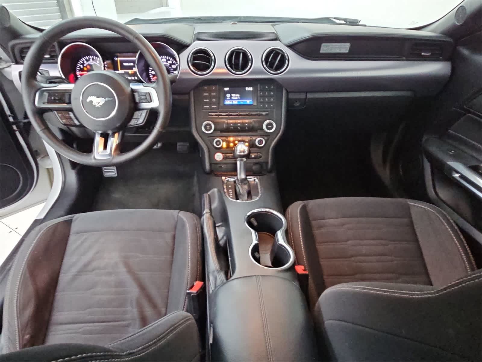 2017 Ford Mustang  13