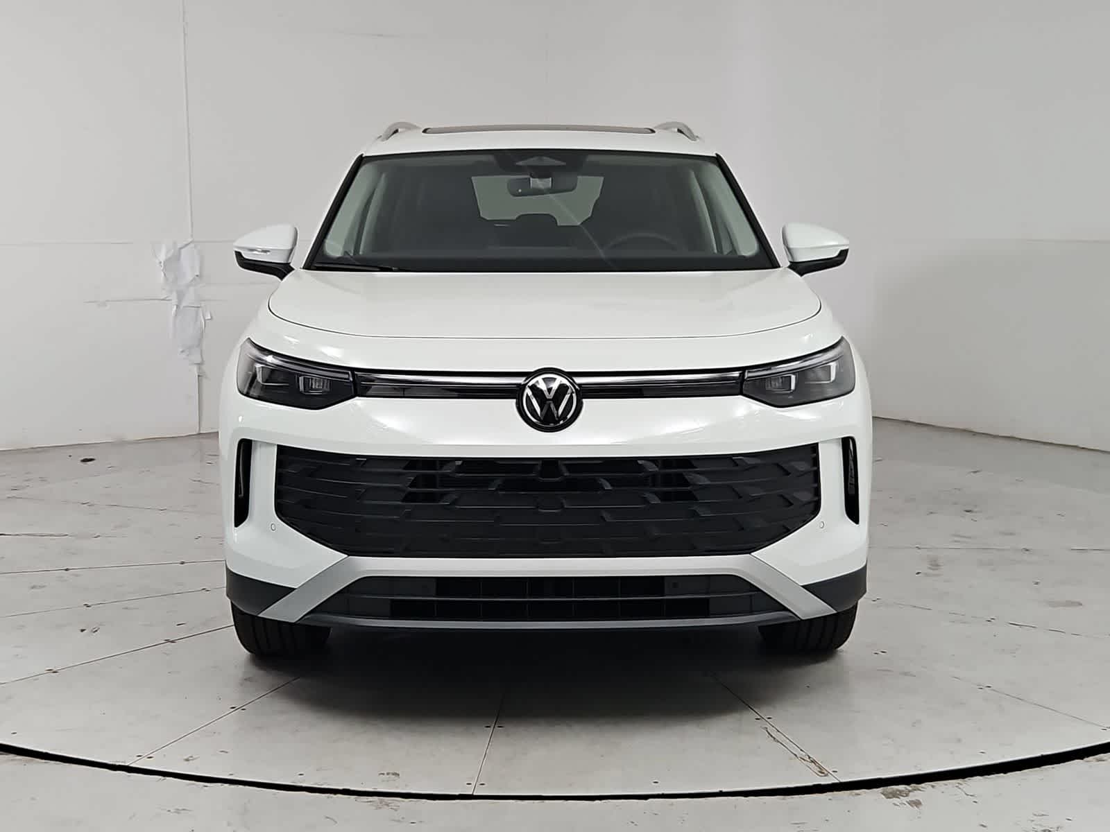 Thumbnail: 2026 Volkswagen Tiguan - 9