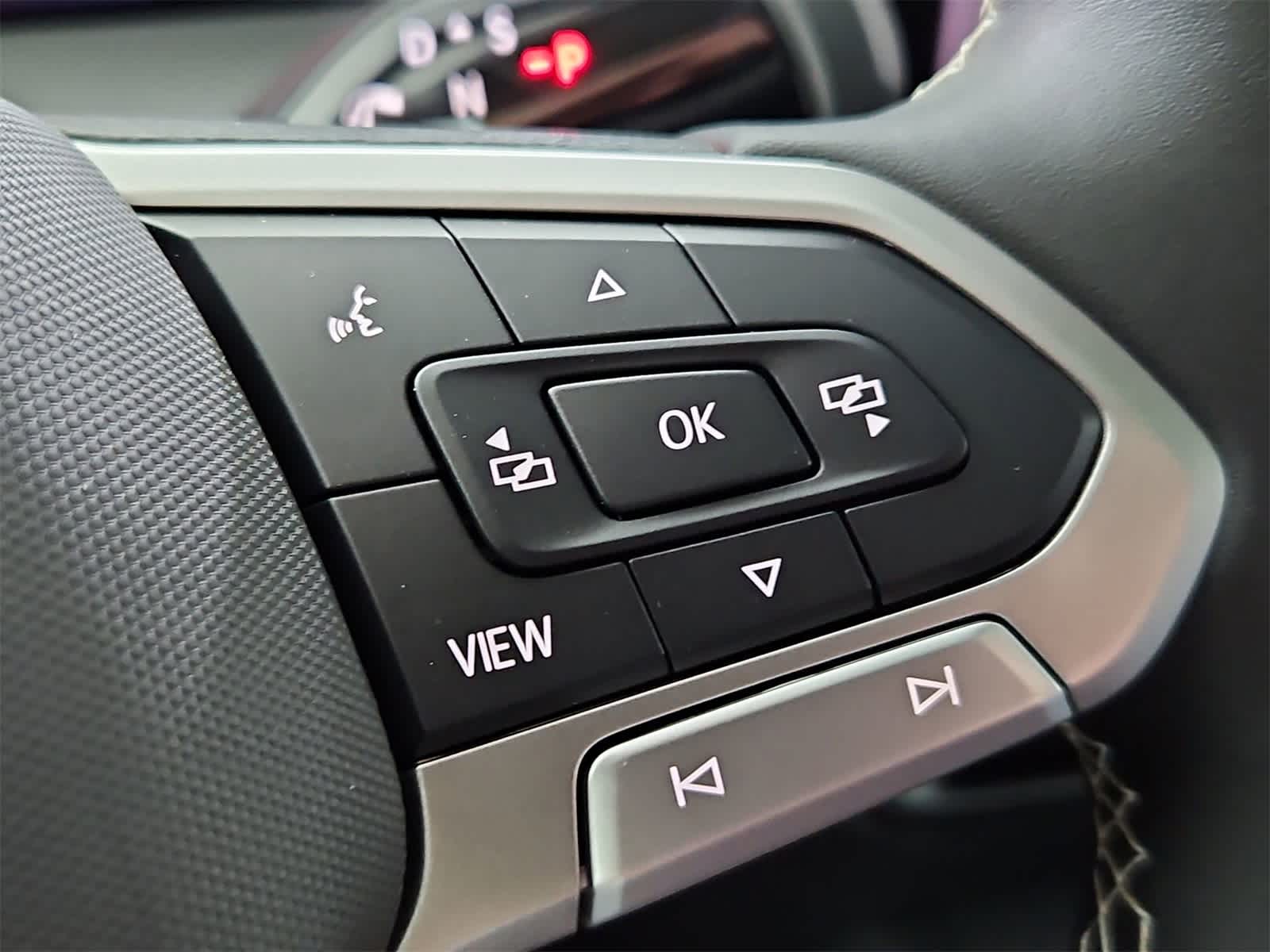 Thumbnail: 2025 Volkswagen Tiguan - 26