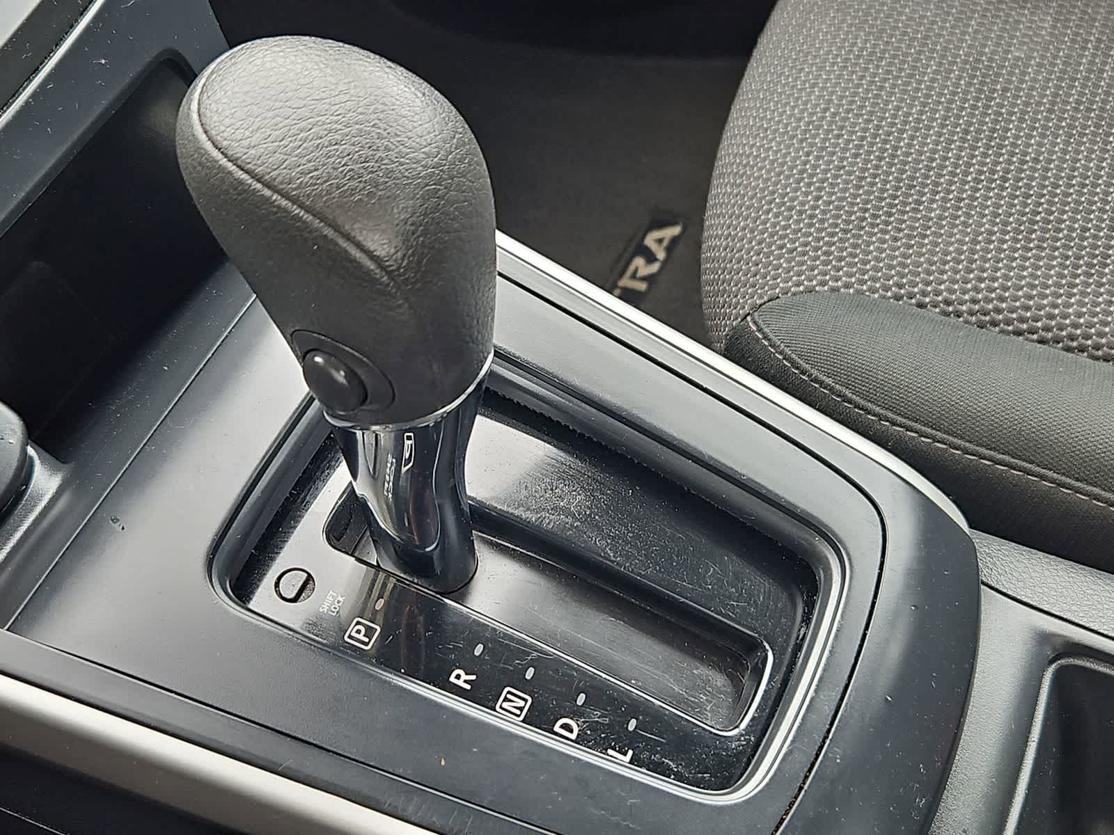 Thumbnail: 2019 Nissan Sentra - 31