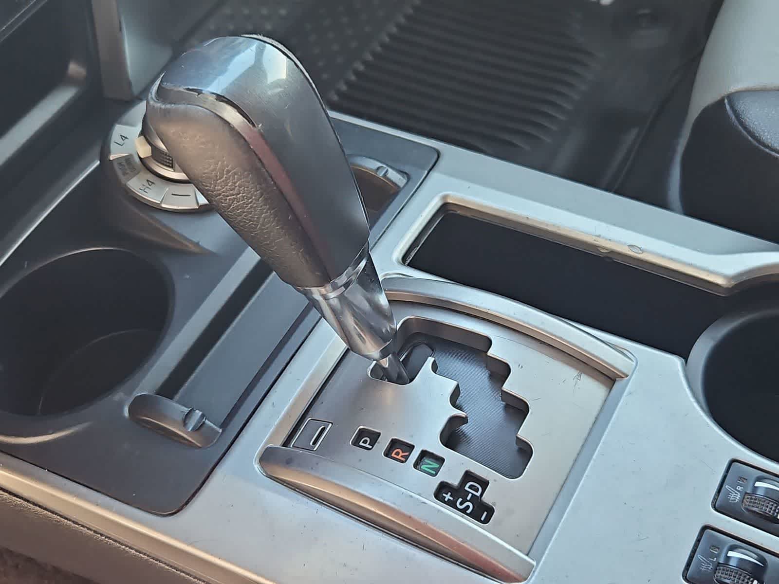 Thumbnail: 2018 Toyota 4Runner - 31