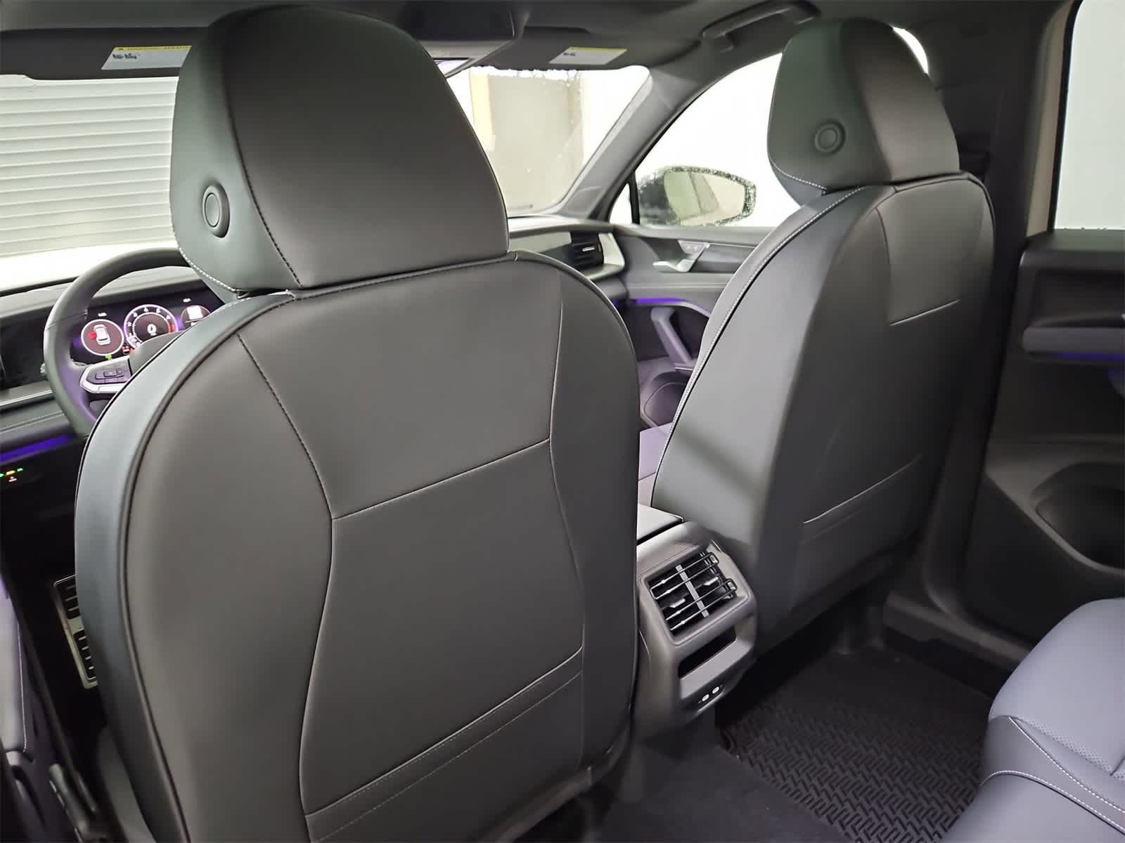 Thumbnail: 2026 Volkswagen Tiguan - 18