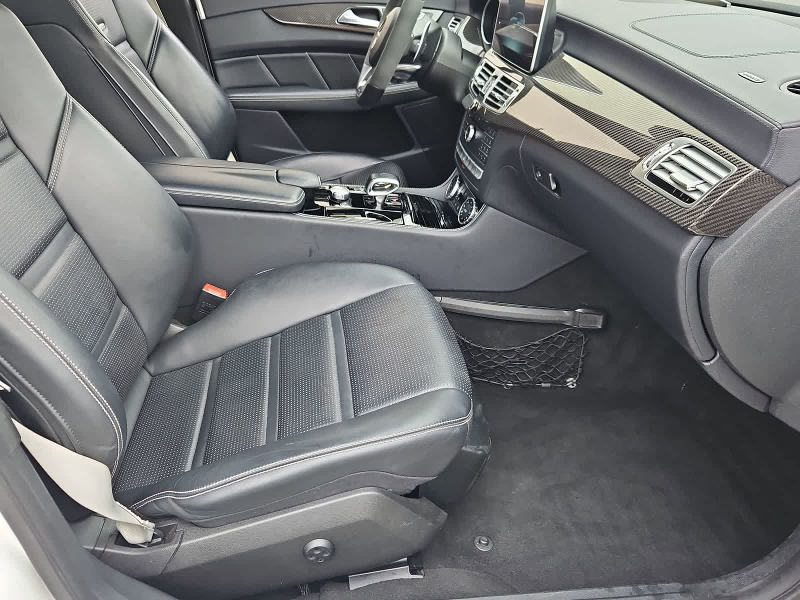 Thumbnail: 2015 Mercedes-Benz CLS - 22