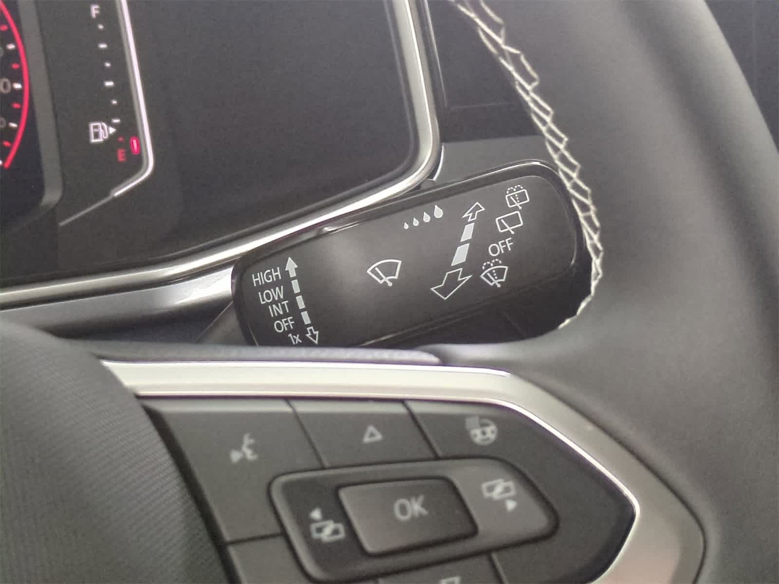 Thumbnail: 2025 Volkswagen Taos - 27