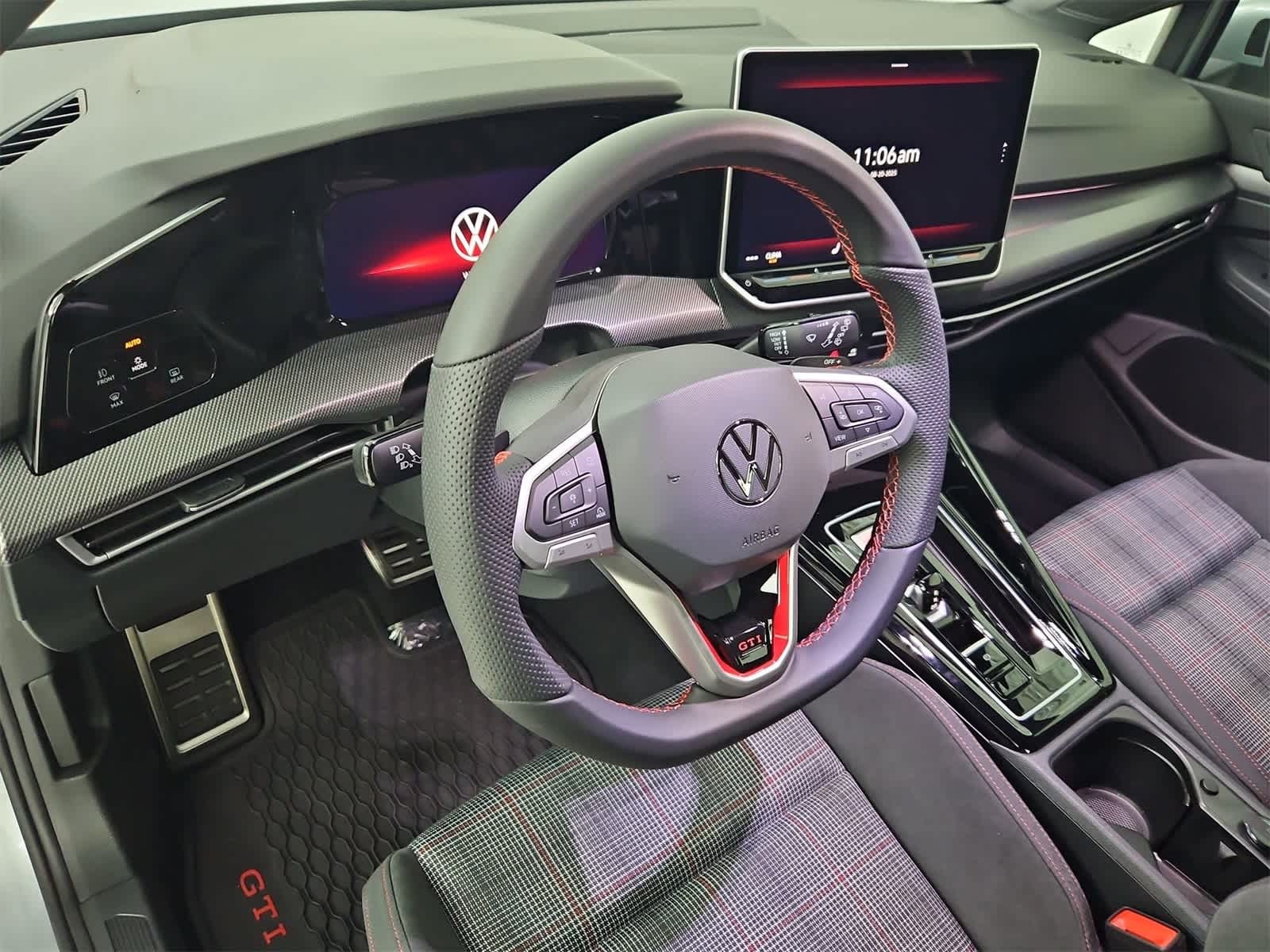 Thumbnail: 2025 Volkswagen Golf - 2