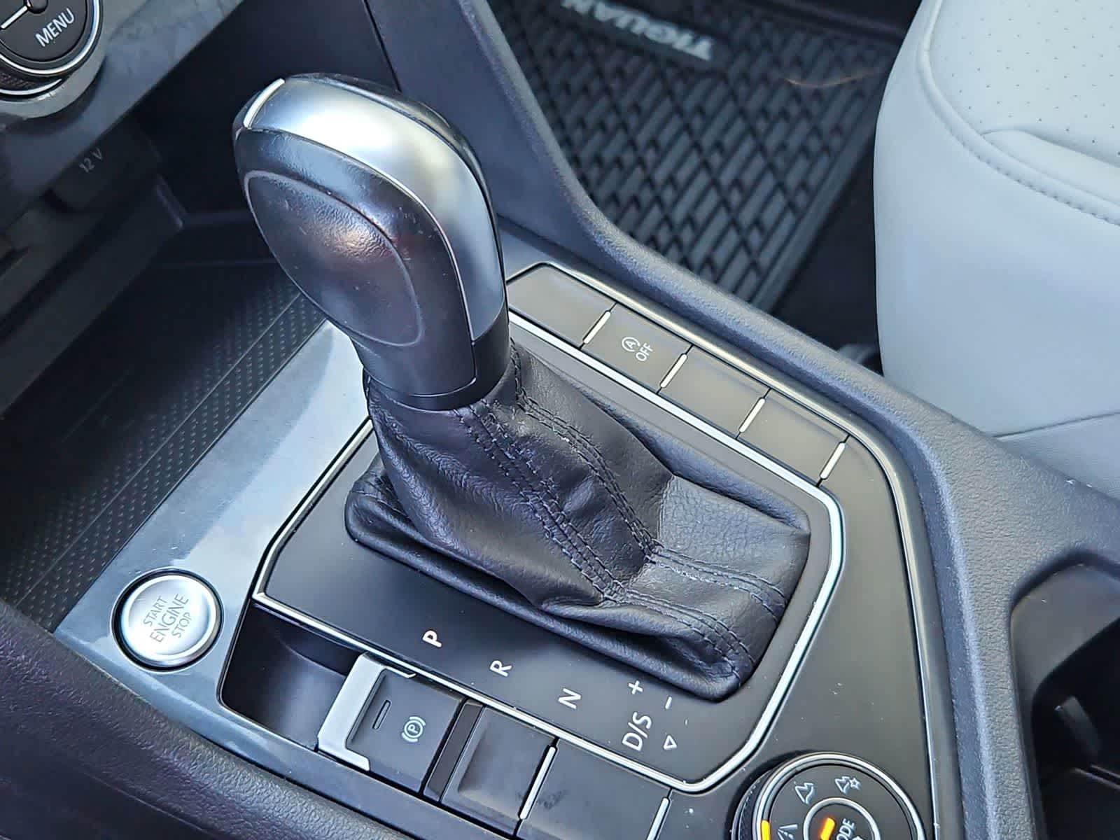 Thumbnail: 2020 Volkswagen Tiguan - 33