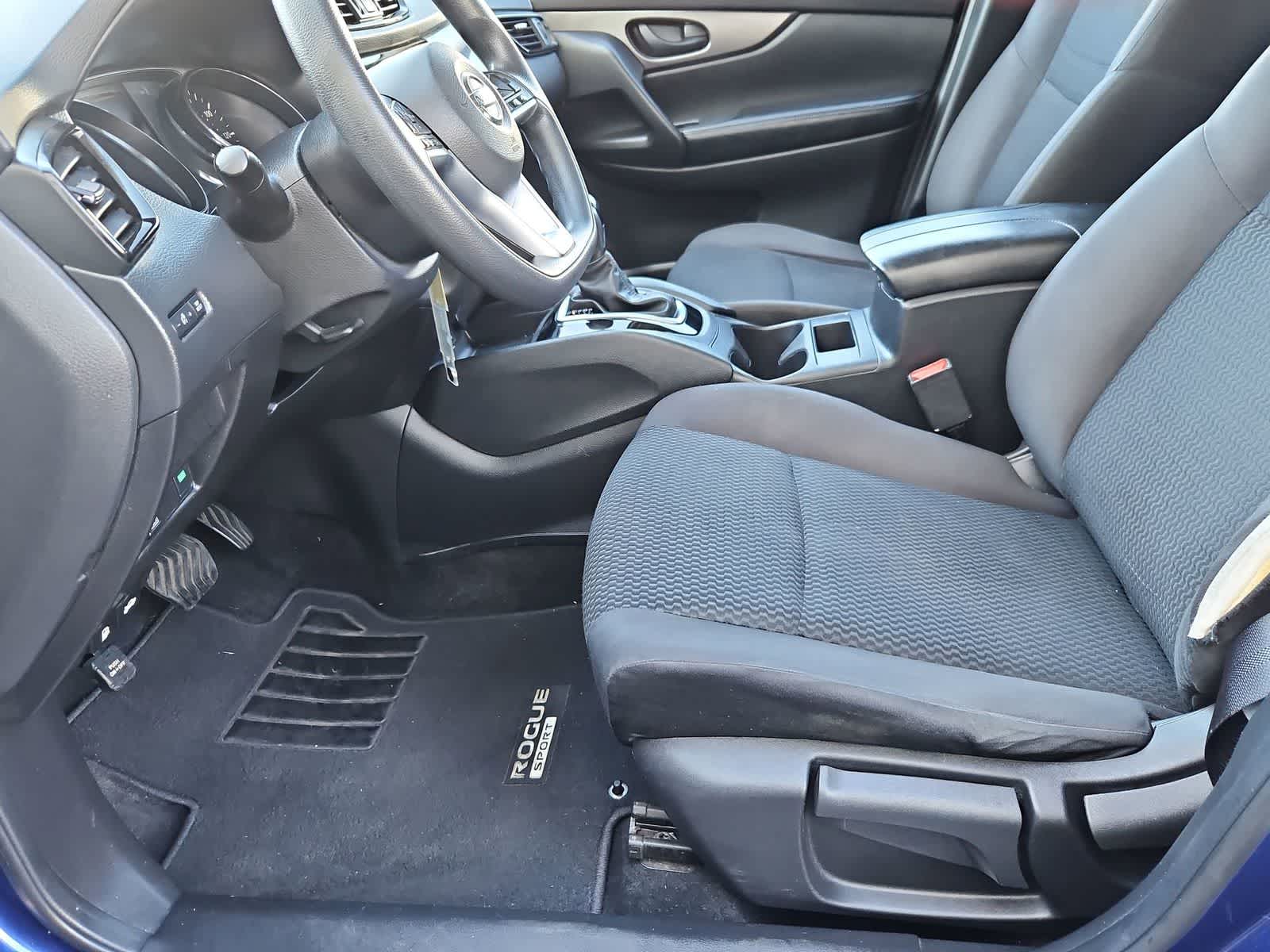 Thumbnail: 2018 Nissan Rogue Sport - 16