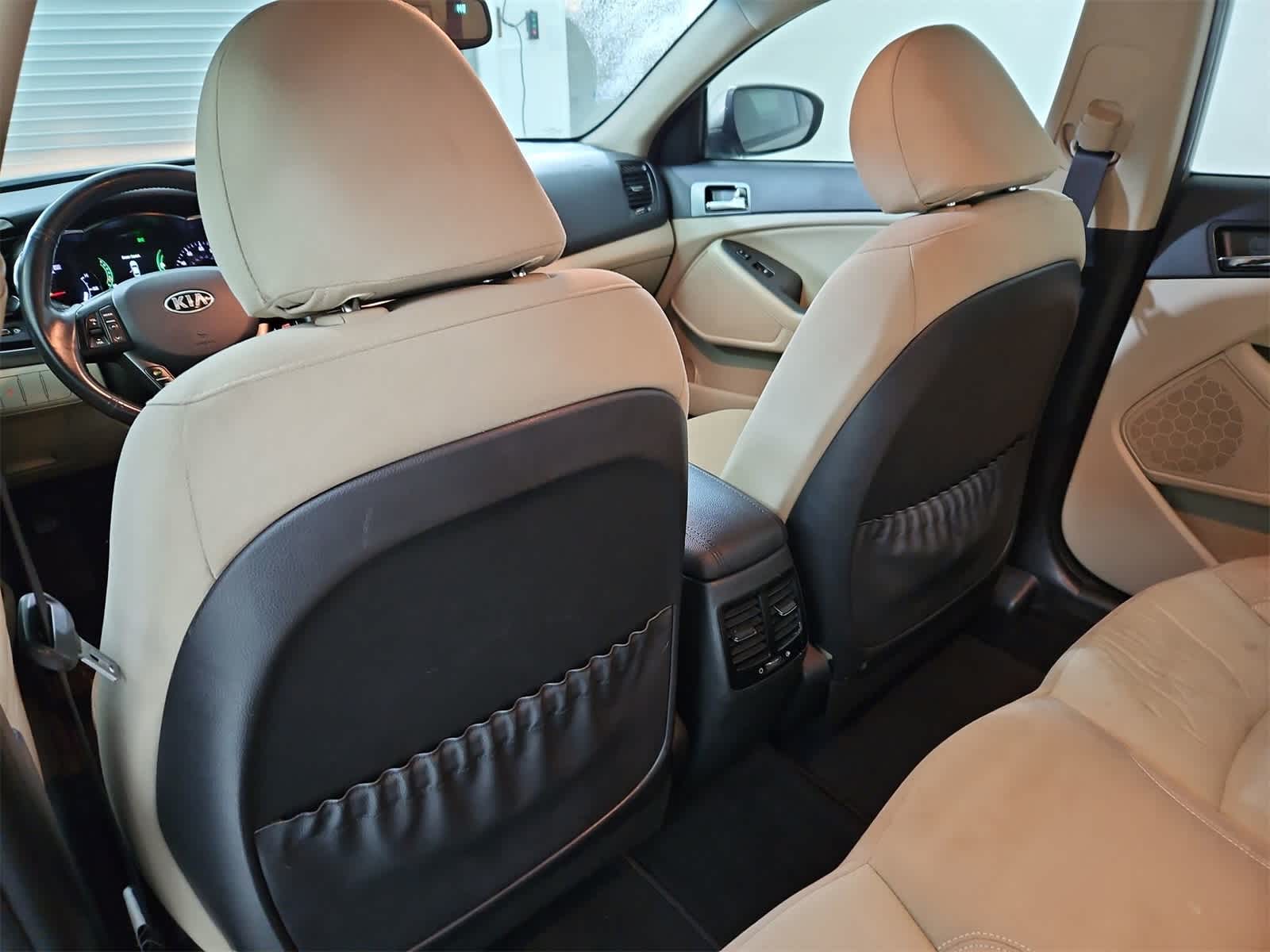 Thumbnail: 2013 Kia Optima - 18