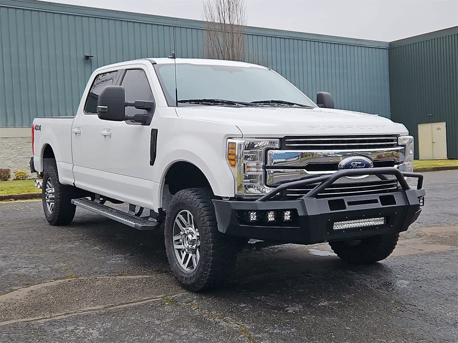 Thumbnail: 2019 Ford F-350 - 8