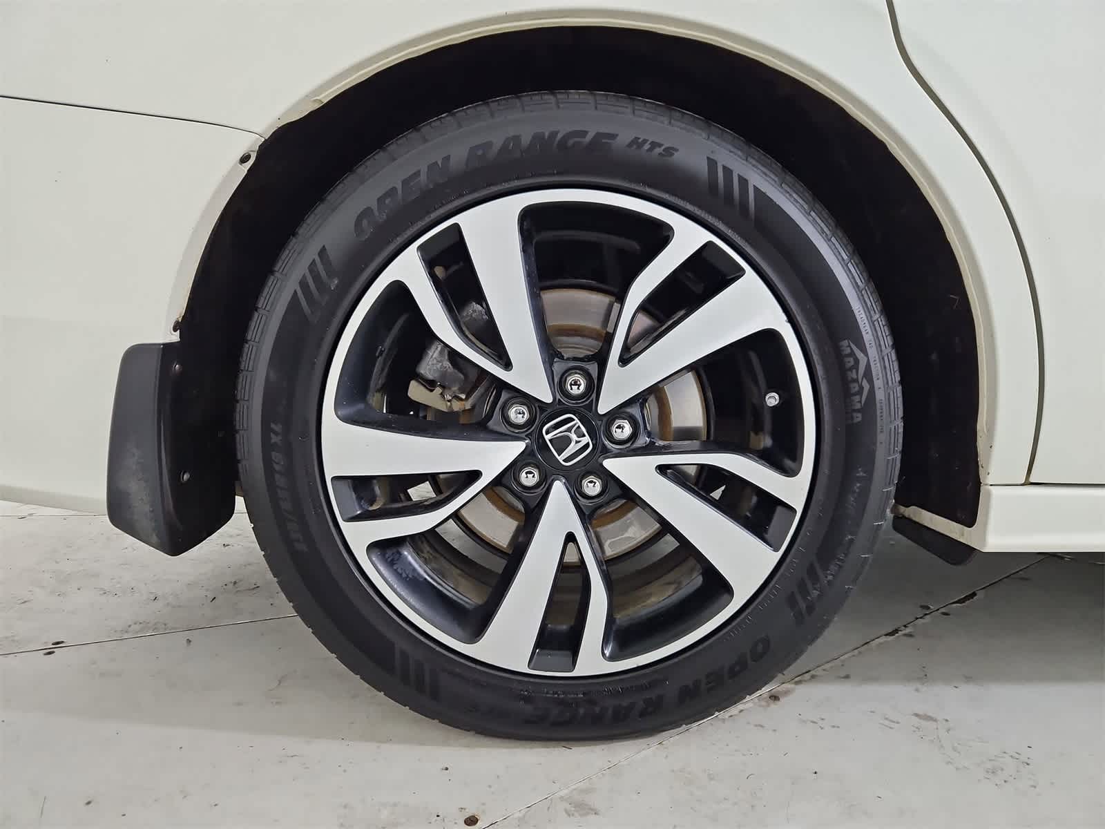 Thumbnail: 2019 Honda Odyssey - 13