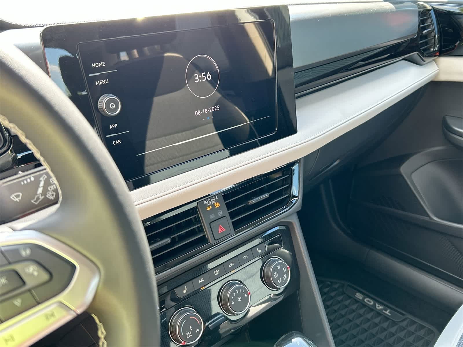 Thumbnail: 2025 Volkswagen Taos - 27