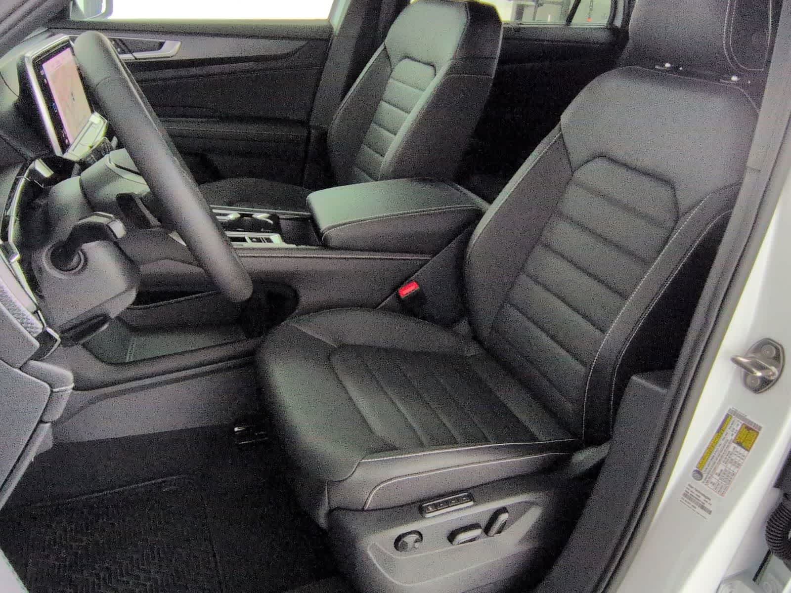 Thumbnail: 2026 Volkswagen Atlas - 16