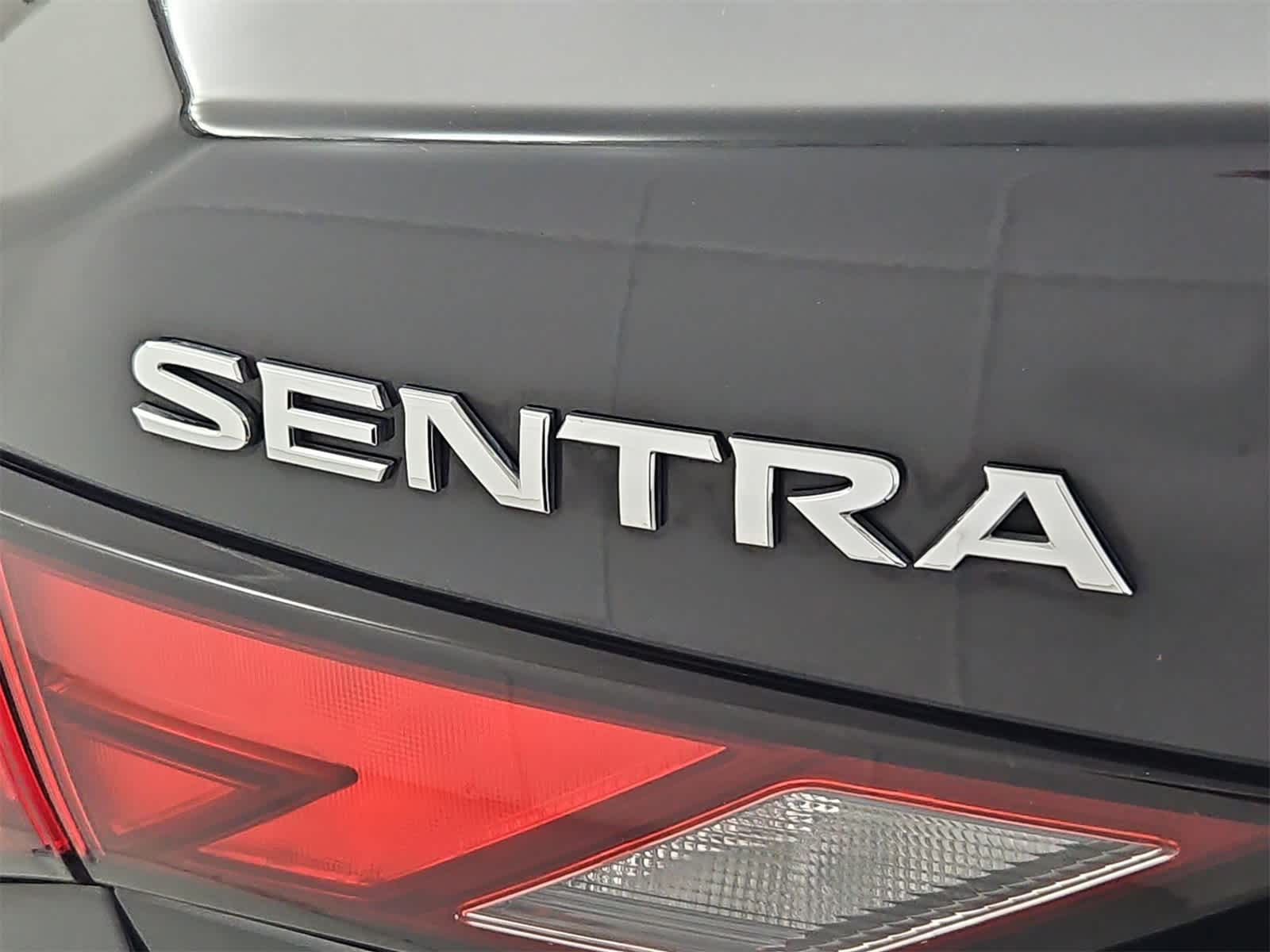 Thumbnail: 2021 Nissan Sentra - 12