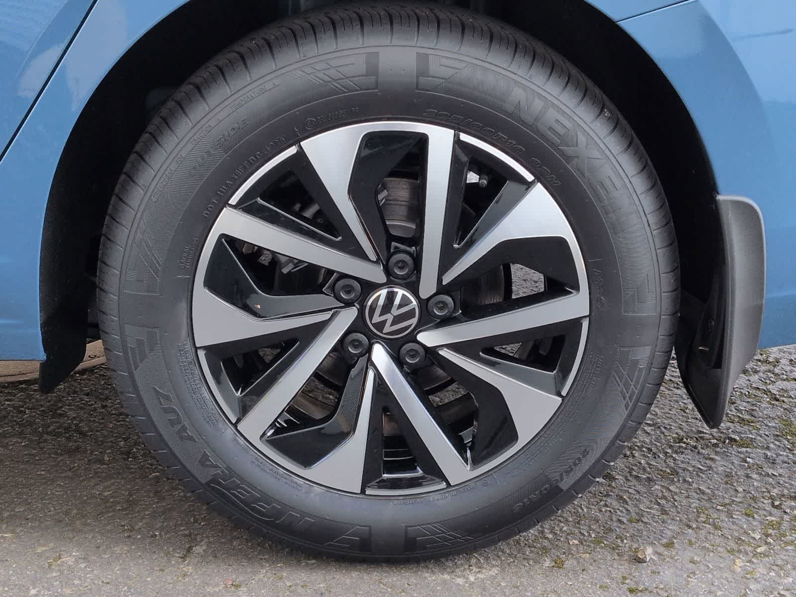 Thumbnail: 2026 Volkswagen Jetta - 13