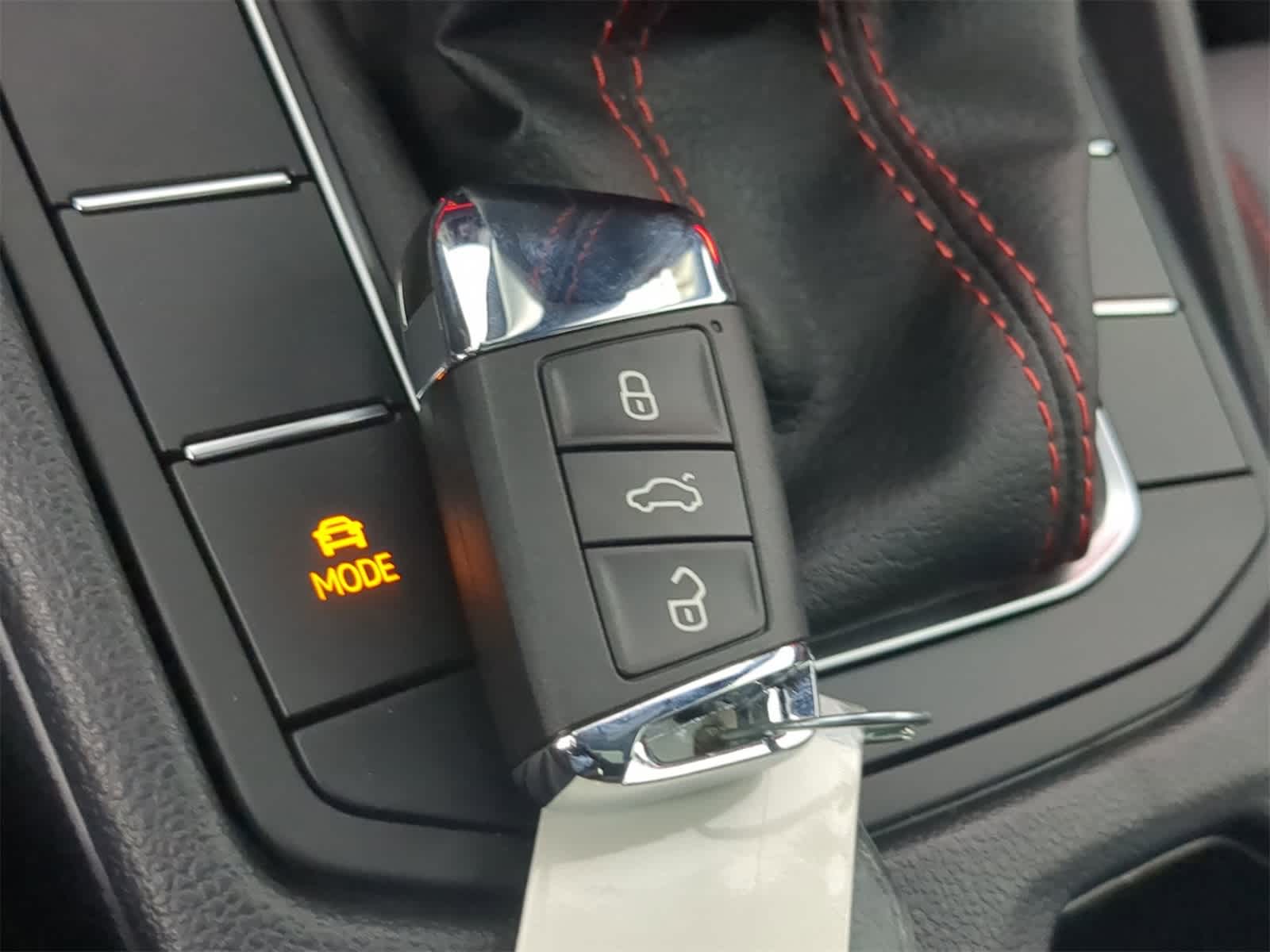 Thumbnail: 2025 Volkswagen Jetta - 35