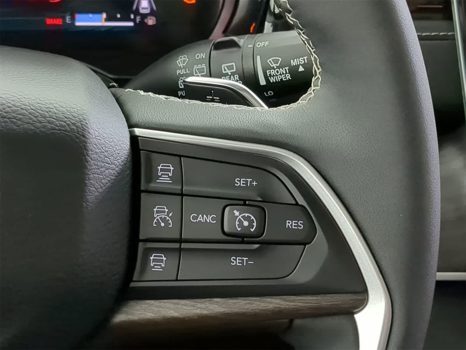 Thumbnail: 2023 Jeep Grand Cherokee - 25