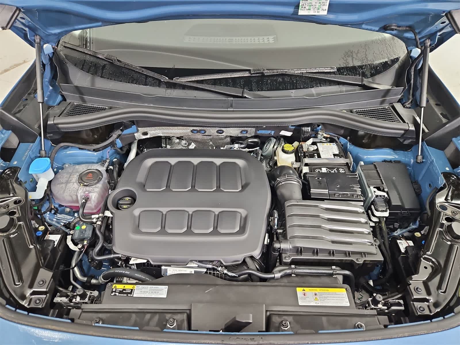 Thumbnail: 2025 Volkswagen Tiguan - 14