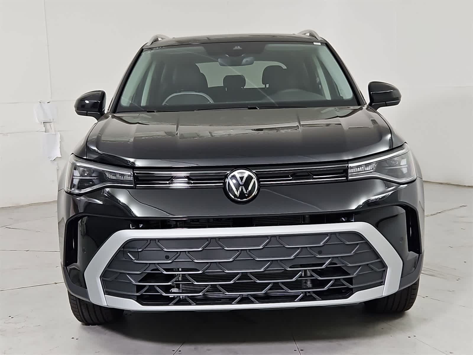 Thumbnail: 2025 Volkswagen Taos - 9